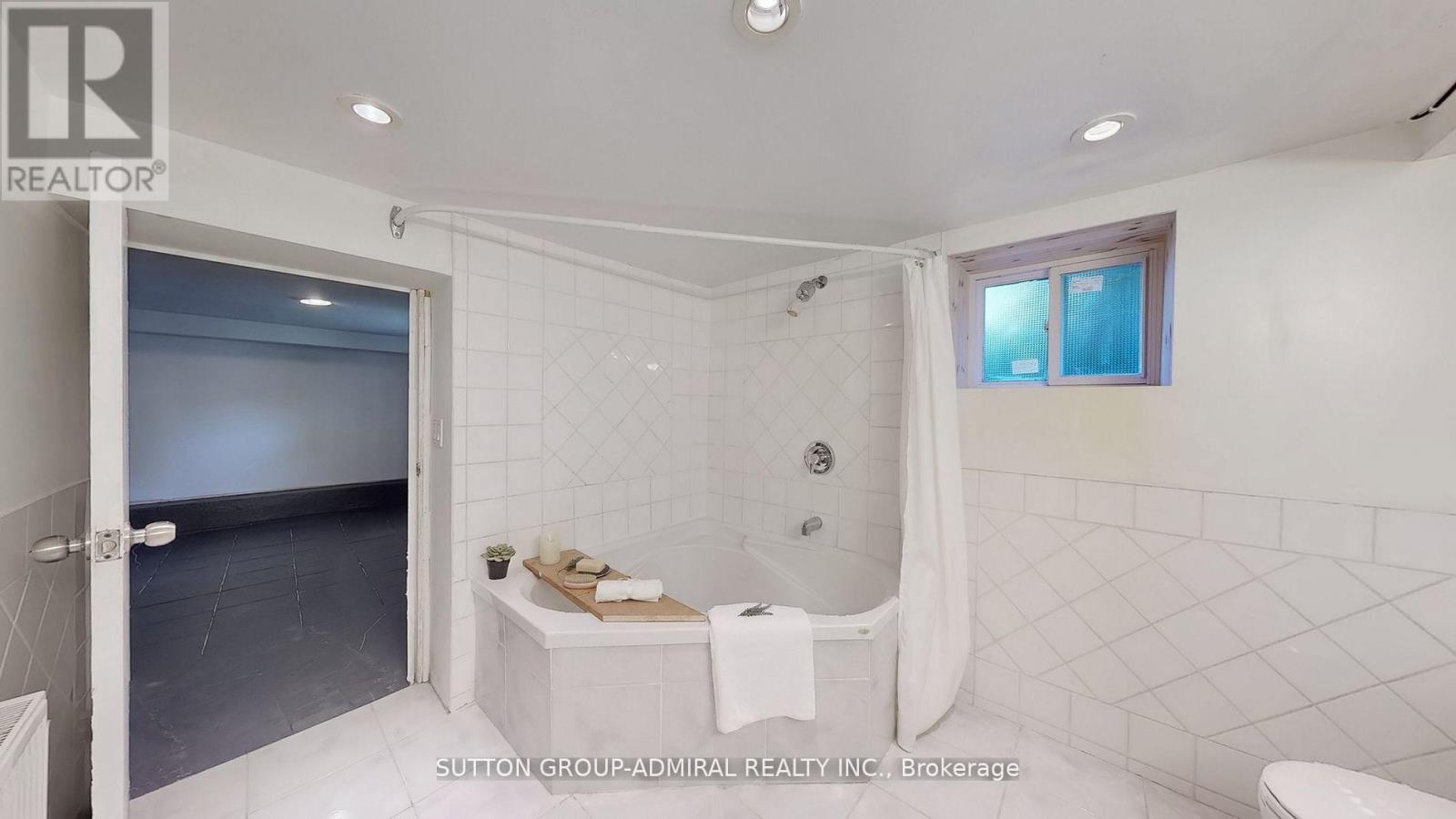 117 Bellhaven Road, Toronto, Ontario  M4L 3J9 - Photo 40 - E12384272