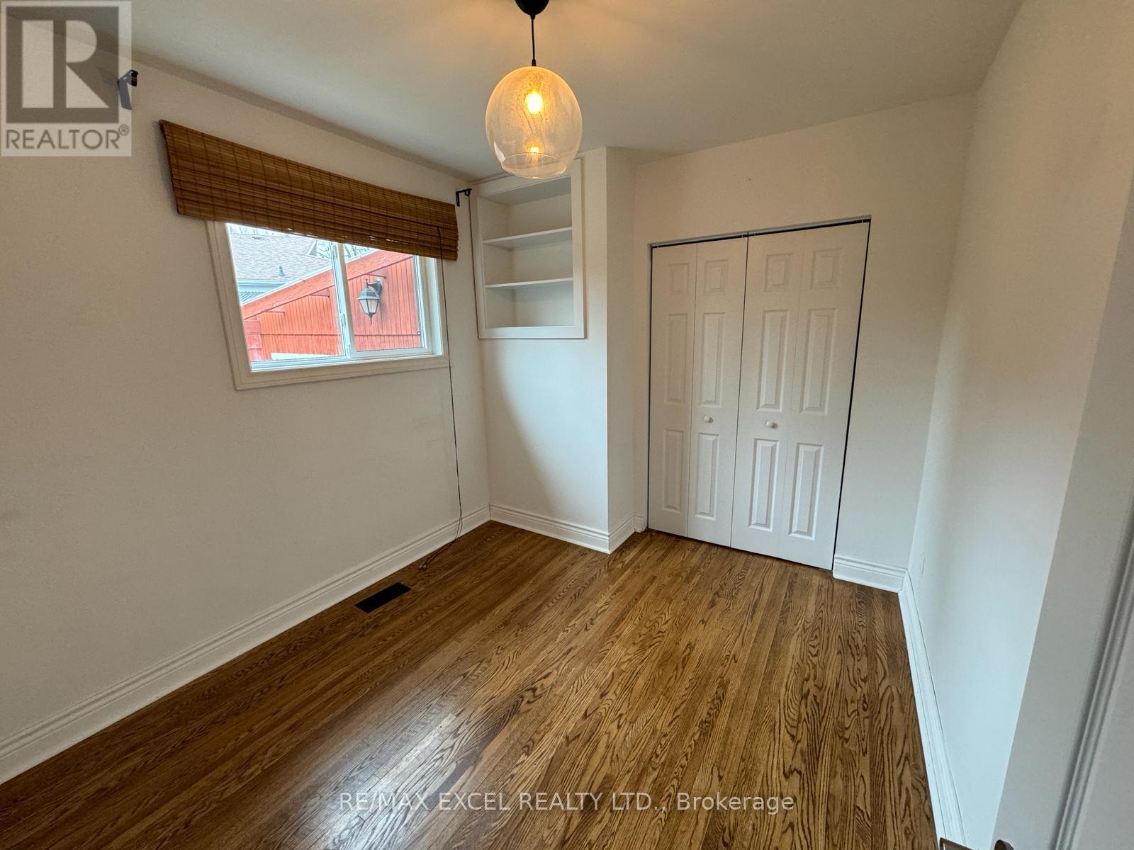 Main - 17 Avis Crescent, Toronto, Ontario  M4B 1B8 - Photo 12 - E12384437
