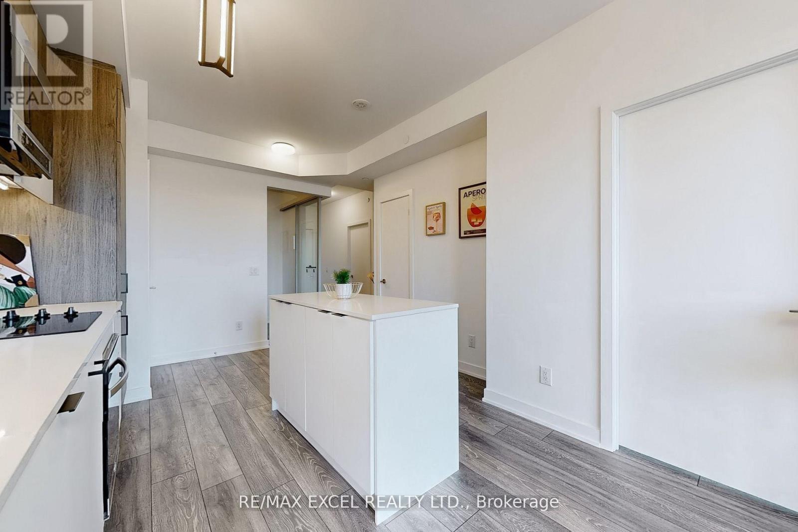318 - 8888 Yonge Street, Richmond Hill, Ontario  L4C 5V6 - Photo 16 - N12384329