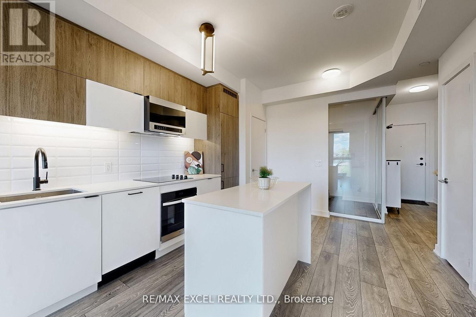 318 - 8888 Yonge Street, Richmond Hill, Ontario  L4C 5V6 - Photo 17 - N12384329