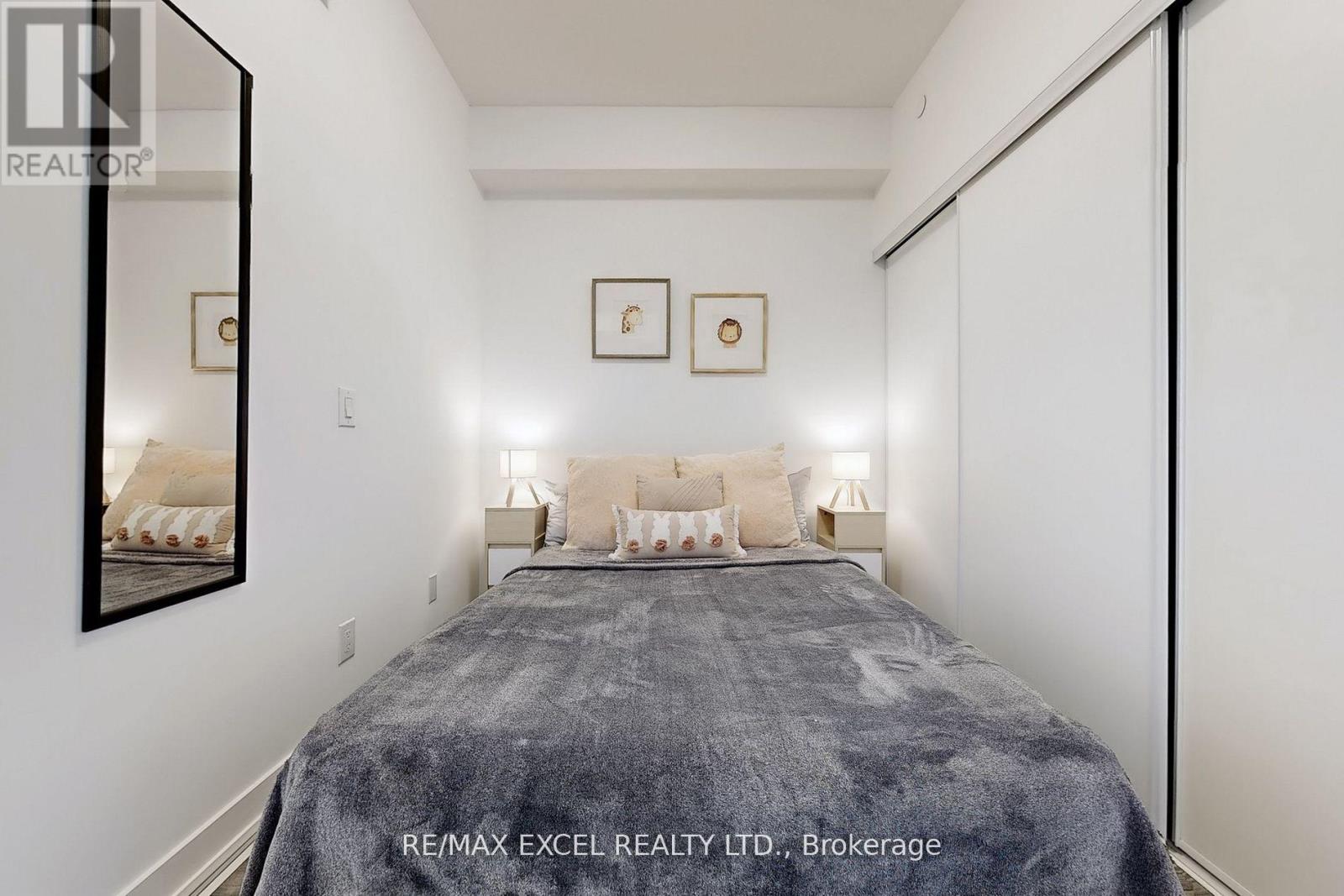 318 - 8888 Yonge Street, Richmond Hill, Ontario  L4C 5V6 - Photo 8 - N12384329