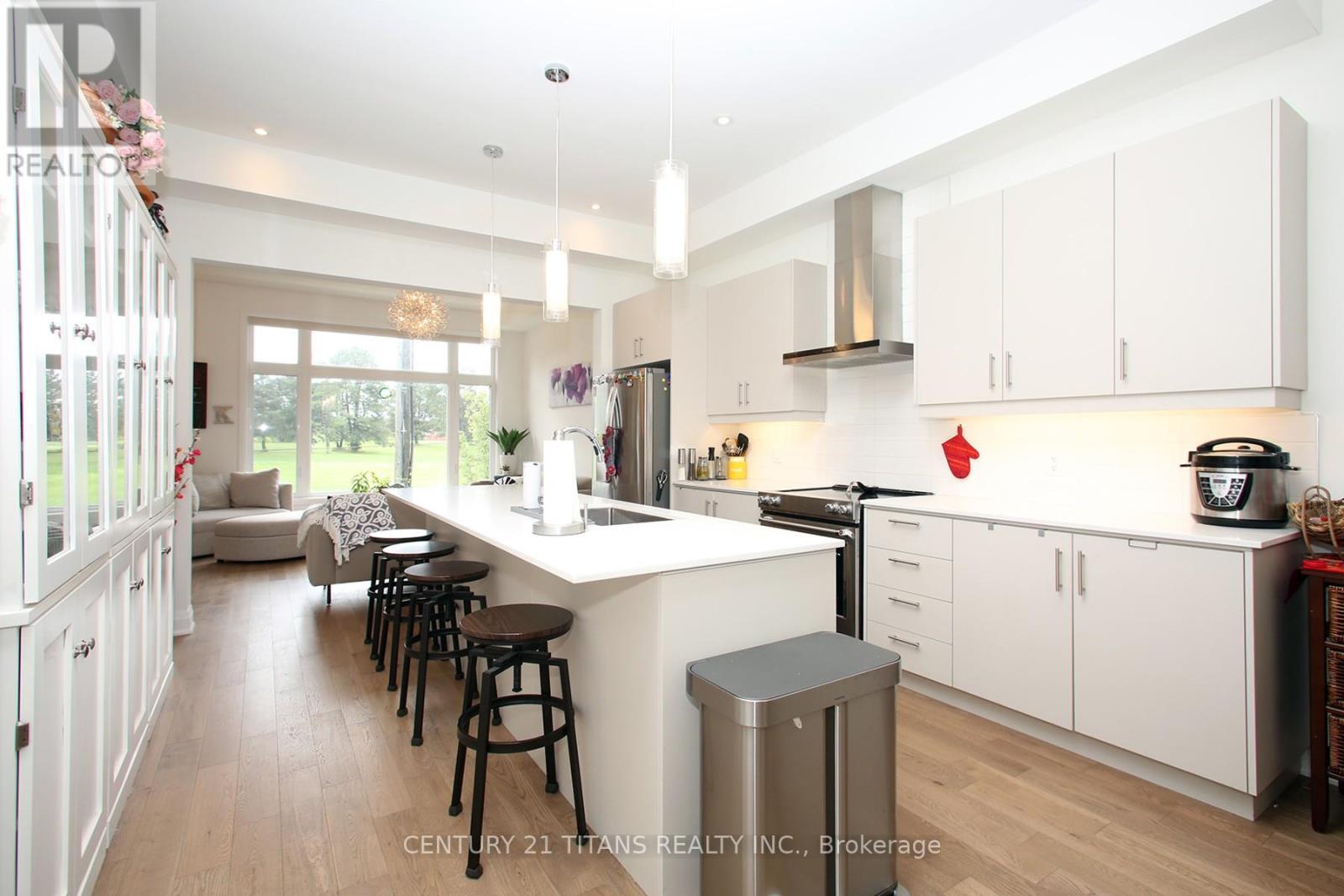 18 Vern Robertson Gate, Uxbridge, Ontario  L9P 0R9 - Photo 16 - N12384405
