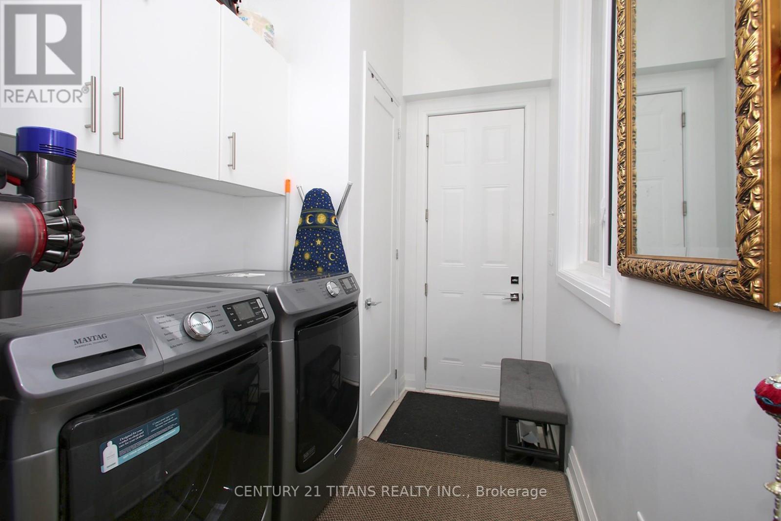 18 Vern Robertson Gate, Uxbridge, Ontario  L9P 0R9 - Photo 30 - N12384405