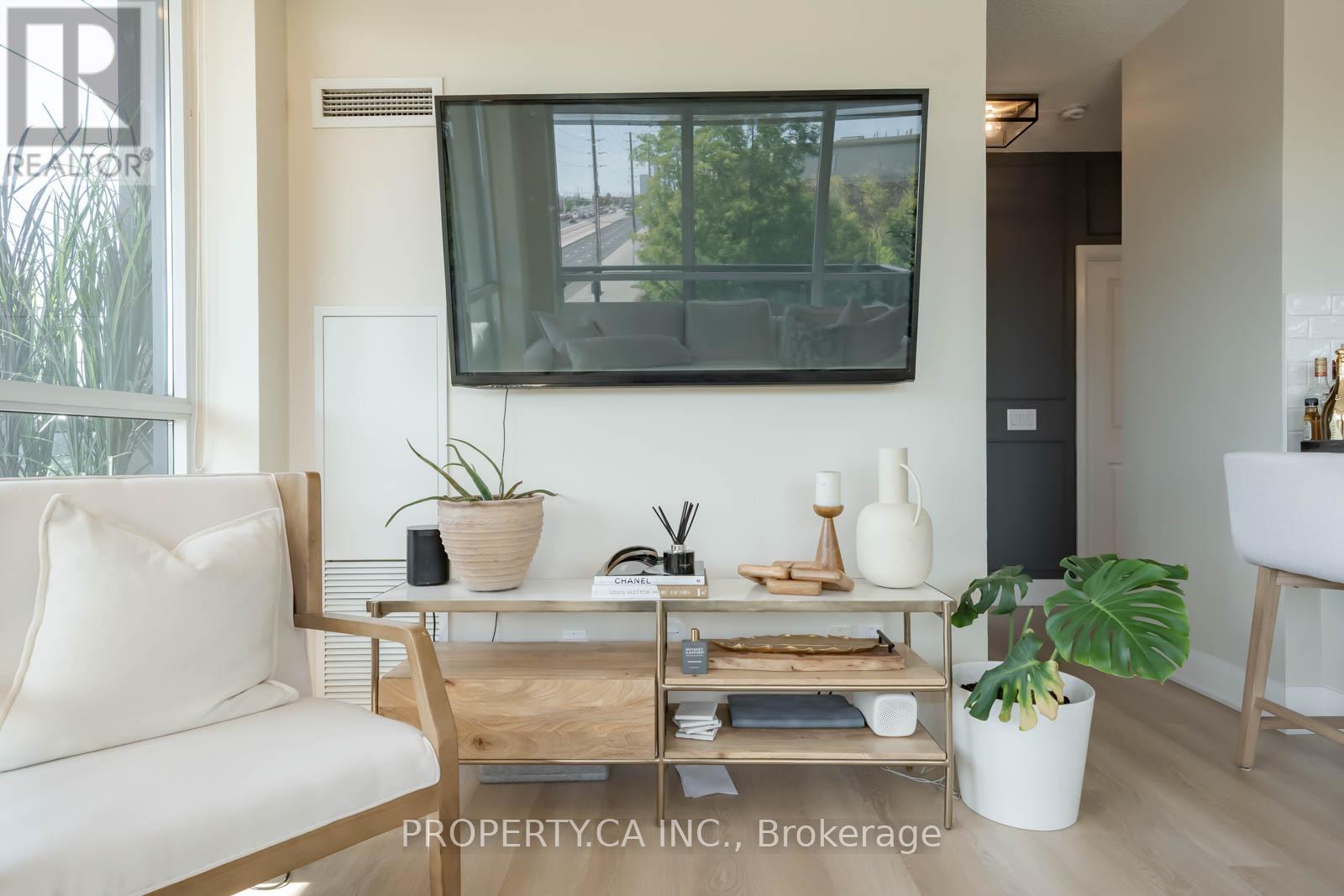 318 - 4700 Highway 7, Vaughan, Ontario  L4L 0B4 - Photo 11 - N12384412