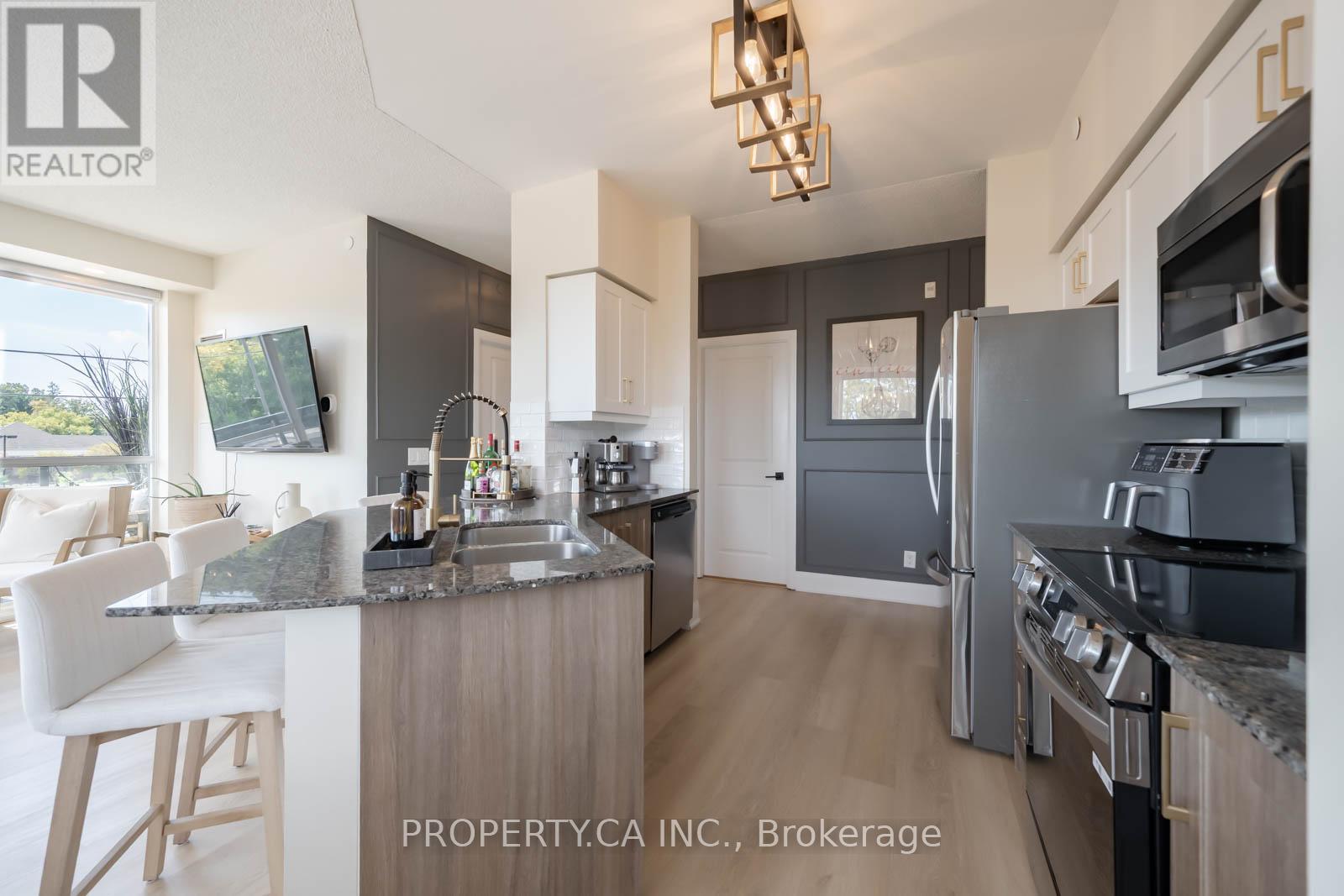 318 - 4700 Highway 7, Vaughan, Ontario  L4L 0B4 - Photo 3 - N12384412