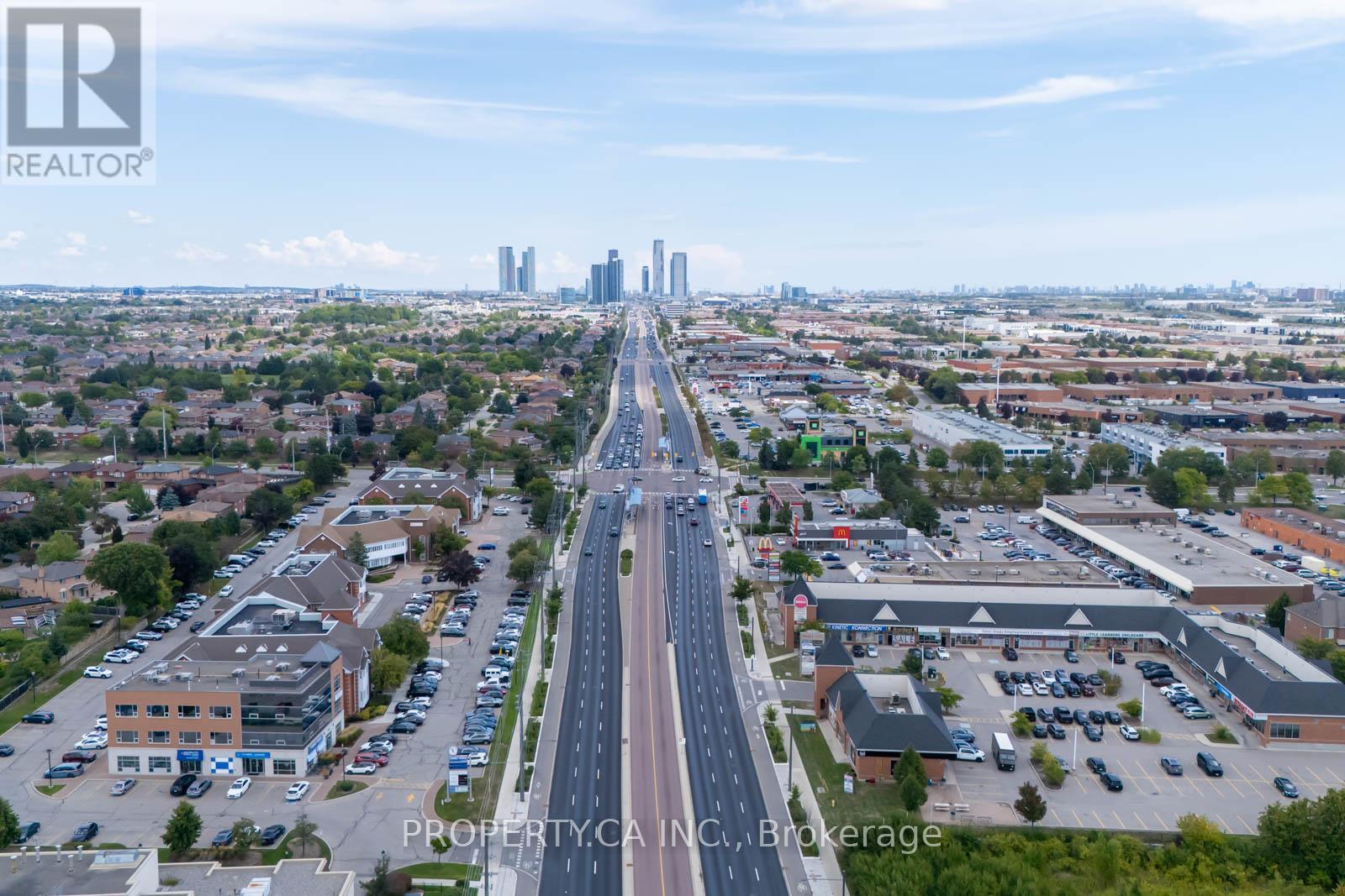 318 - 4700 Highway 7, Vaughan, Ontario  L4L 0B4 - Photo 37 - N12384412