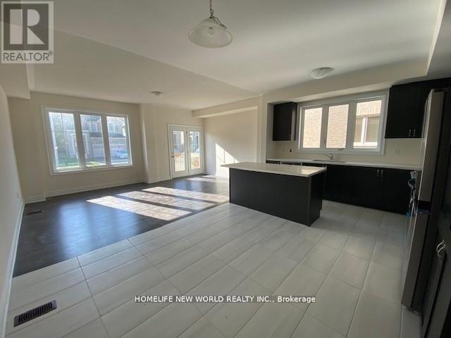 40 Ryler Way, Markham, Ontario  L3S 3J5 - Photo 4 - N12384448