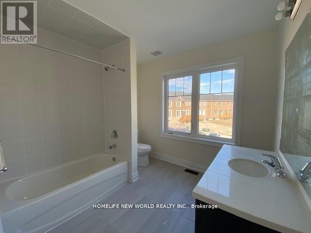 40 Ryler Way, Markham, Ontario  L3S 3J5 - Photo 8 - N12384448