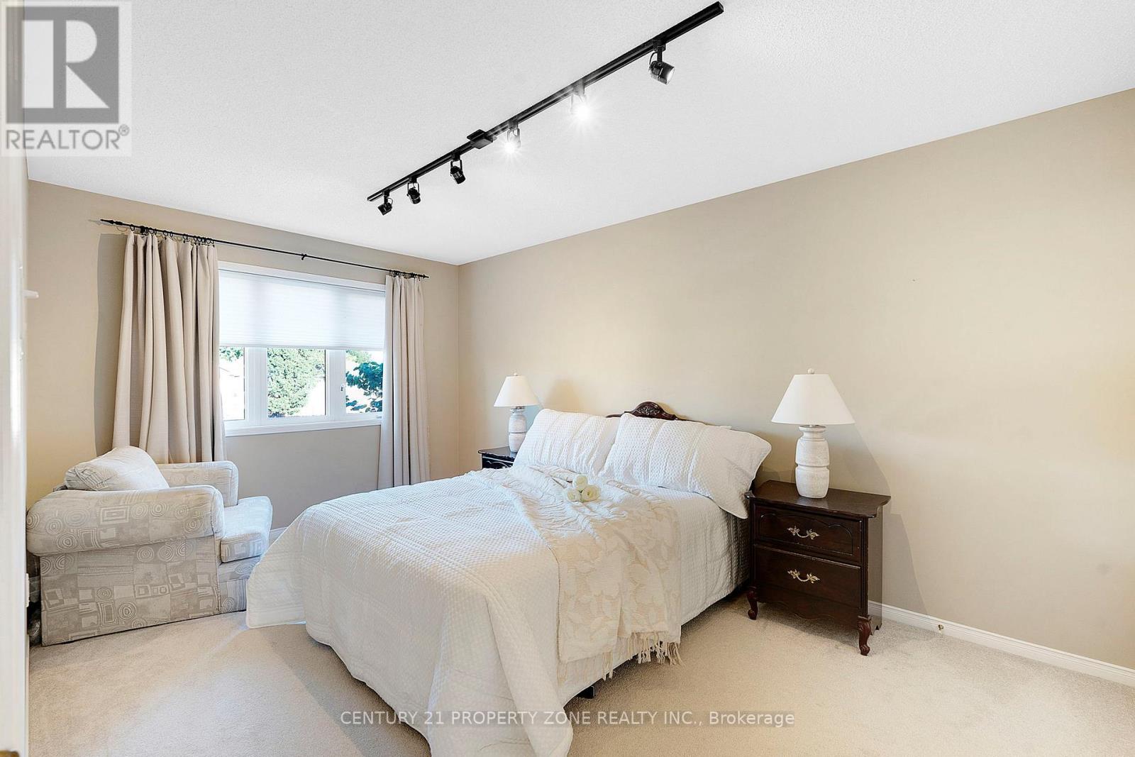 582 Plantation Gate, Newmarket (Summerhill Estates), Ontario  L3X 2C2 - Photo 26 - N12384449