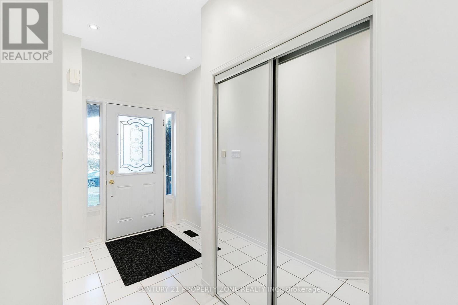 Property at 582 PLANTATION GATE image 5