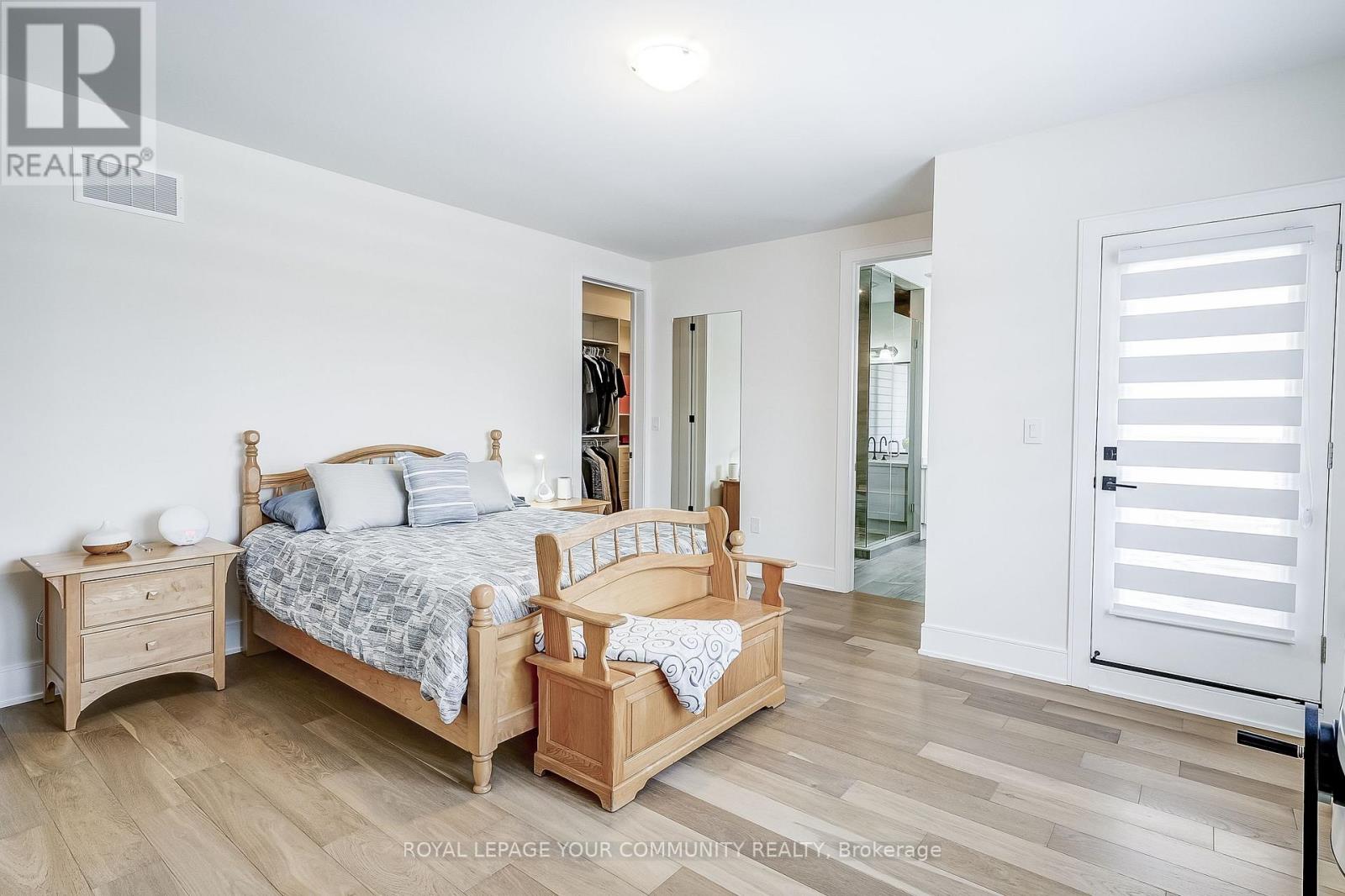 176 Farrell Road, Vaughan, Ontario  L6A 4W6 - Photo 42 - N12384452
