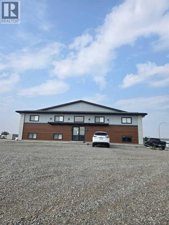 3719 2 Avenue N, Lethbridge, Alberta  T1H 5K7 - Photo 1 - A2252410