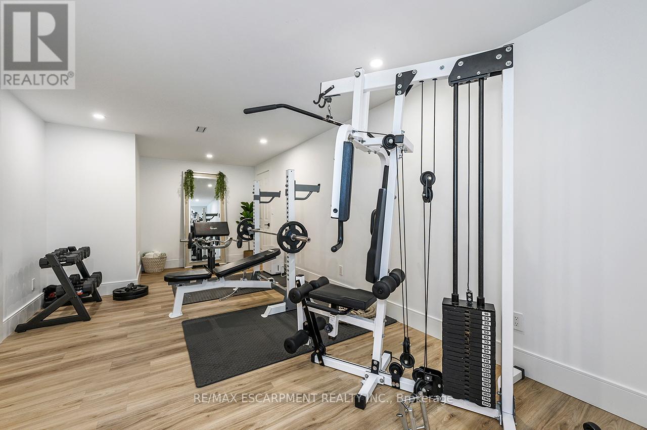 2560 2 Side Road, Burlington, Ontario  L7M 0T1 - Photo 43 - W12384281
