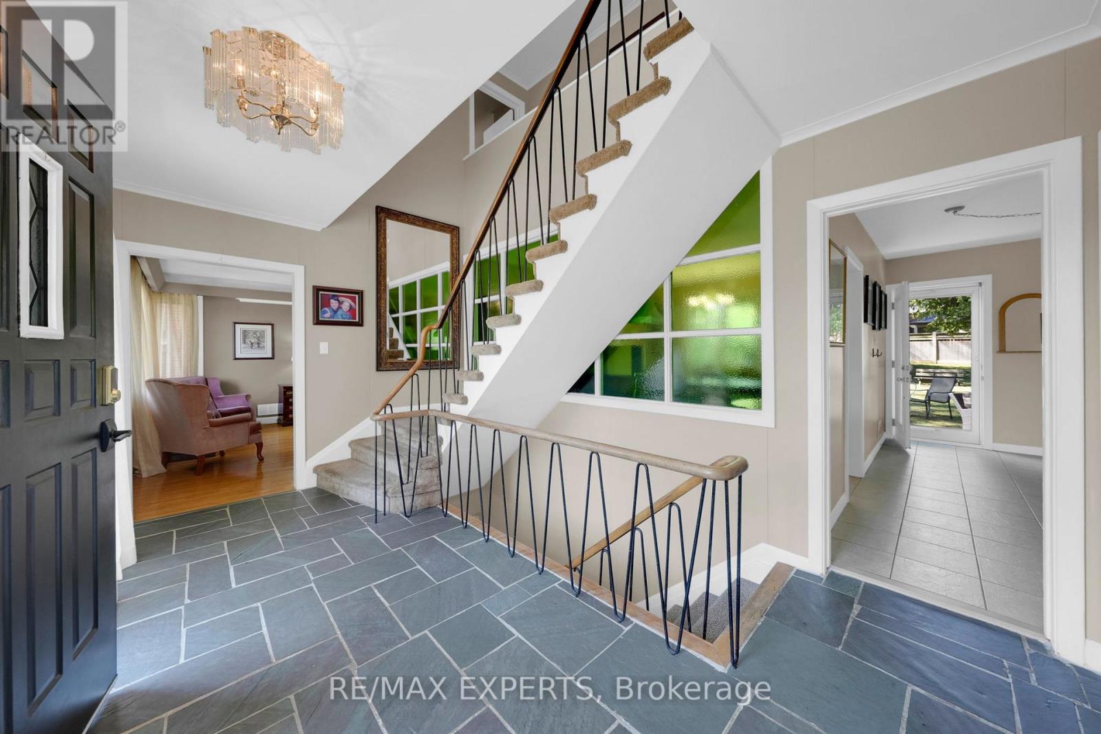 20 Havenridge Drive, Toronto, Ontario  M9P 3M4 - Photo 7 - W12384355