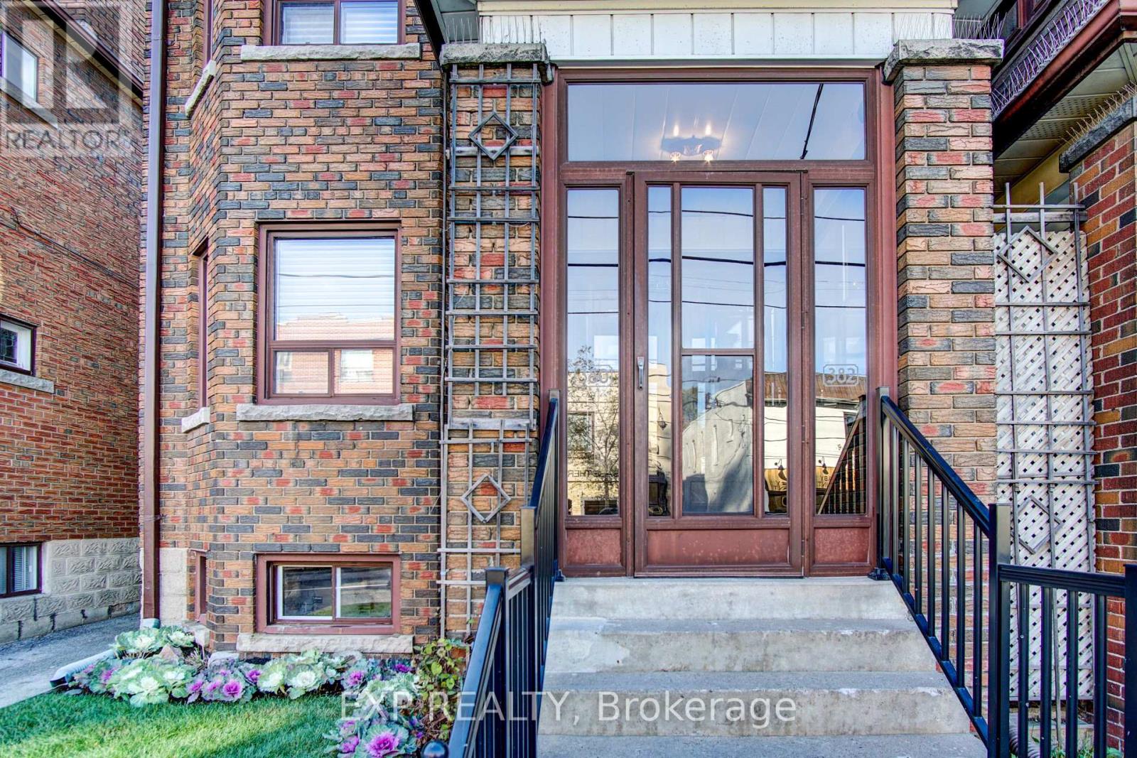 Main - 380 Jane Street, Toronto, Ontario  M6S 3Z5 - Photo 34 - W12384409
