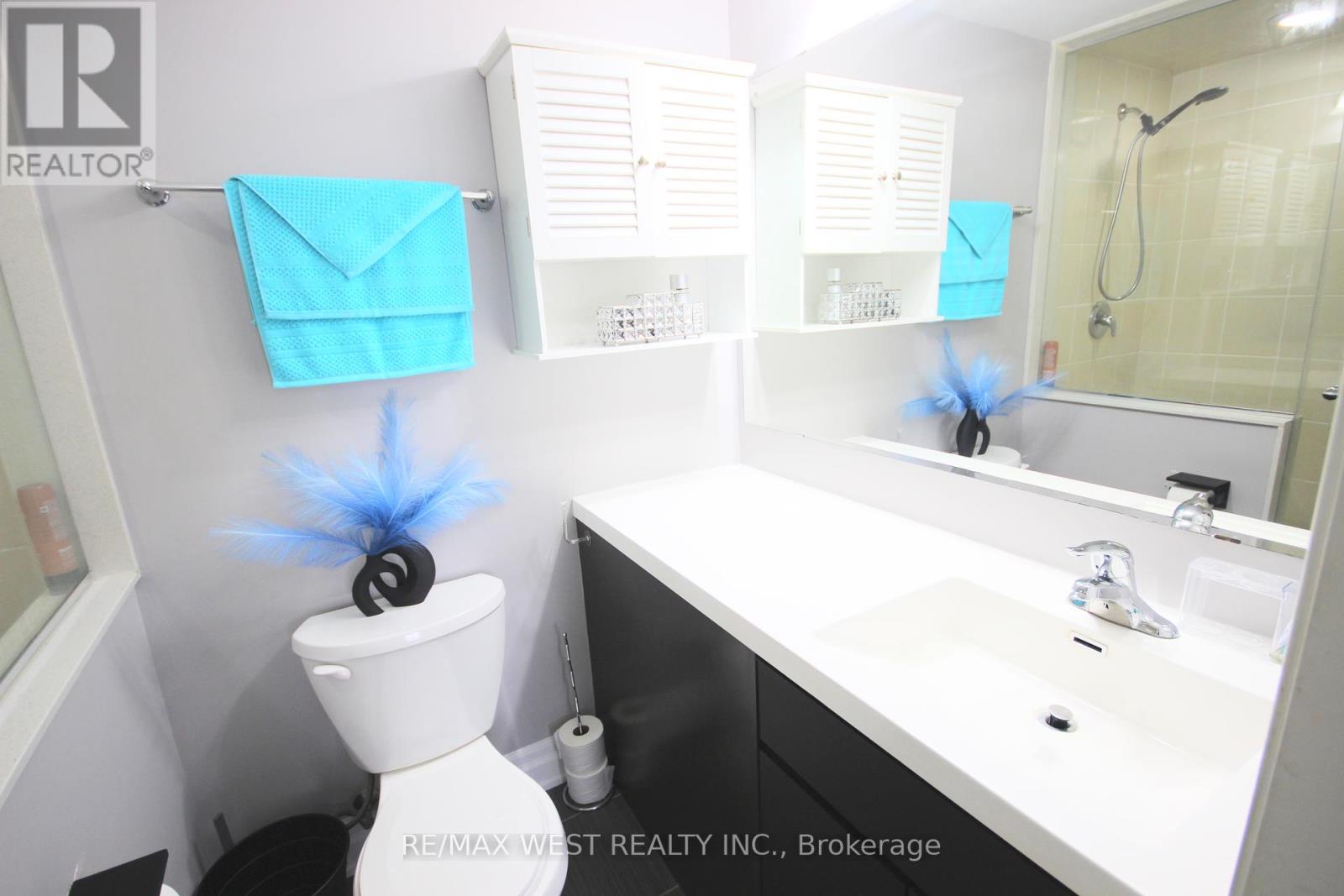 209 - 60 Baycliffe Crescent, Brampton, Ontario  L7A 0Z4 - Photo 16 - W12384420