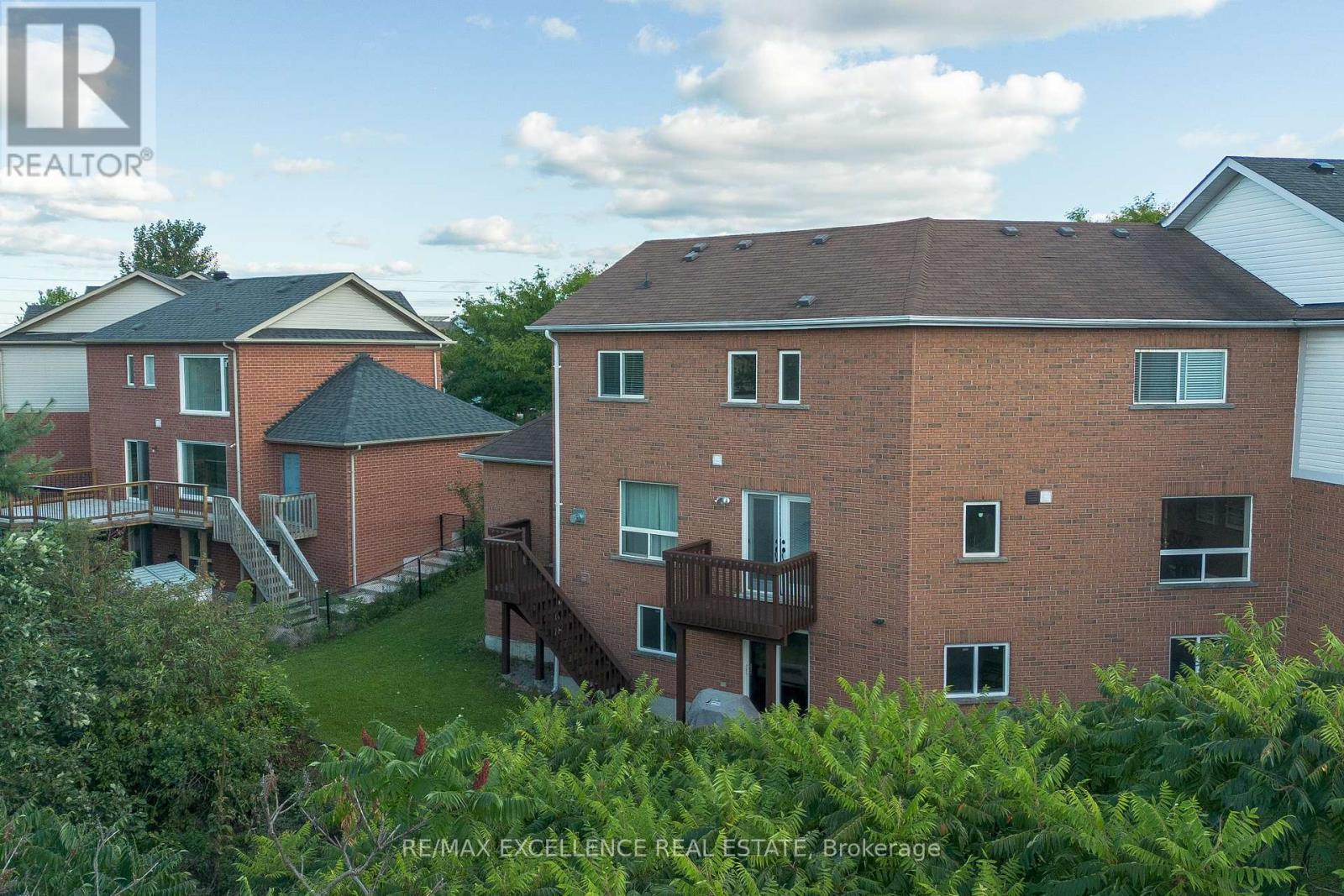 40 Monaco Court, Brampton, Ontario  L7A 1X4 - Photo 42 - W12384447