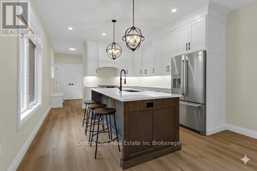 9 Delevan Crescent, Tillsonburg, Ontario  N4G 3M6 - Photo 7 - X12384348