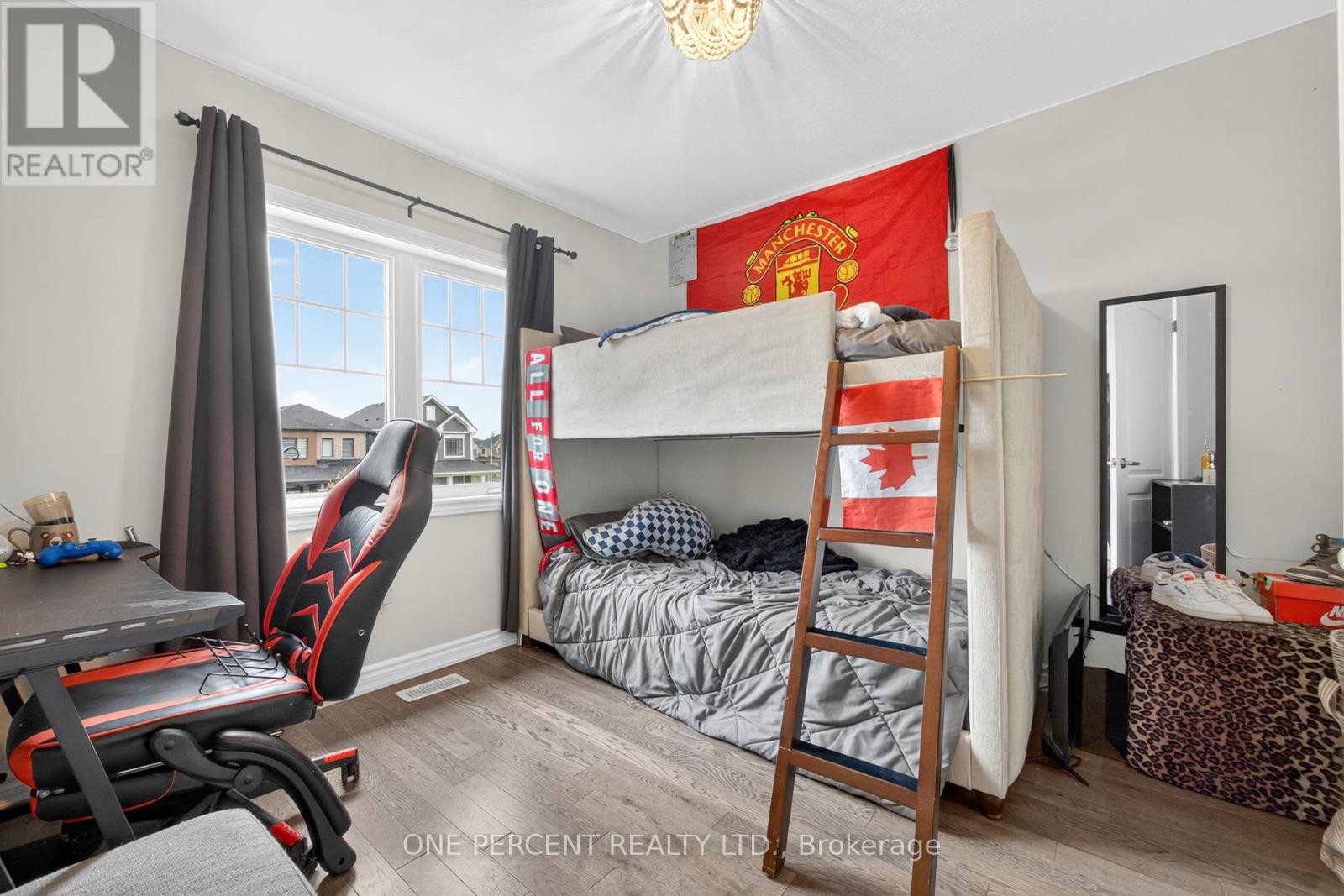 49 Sugar May Avenue, Thorold (Rolling Meadows), Ontario  L2V 0L3 - Photo 25 - X12384293
