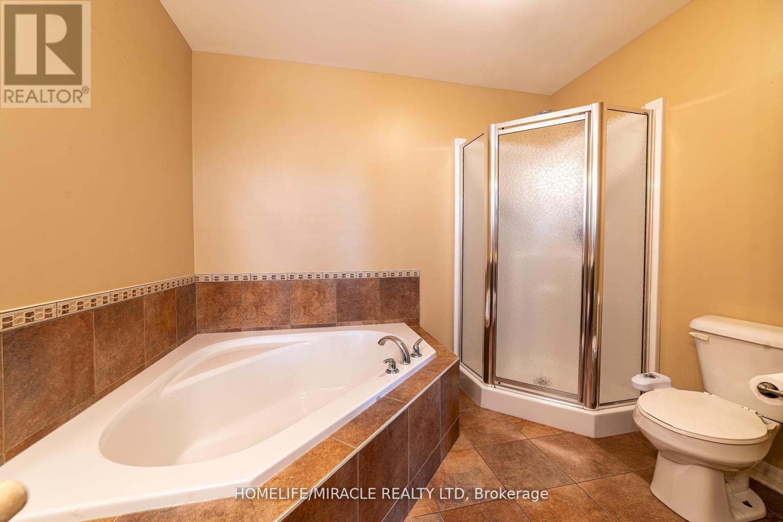 3208 Bayham Lane, London South, Ontario  N6P 1V7 - Photo 27 - X12384311