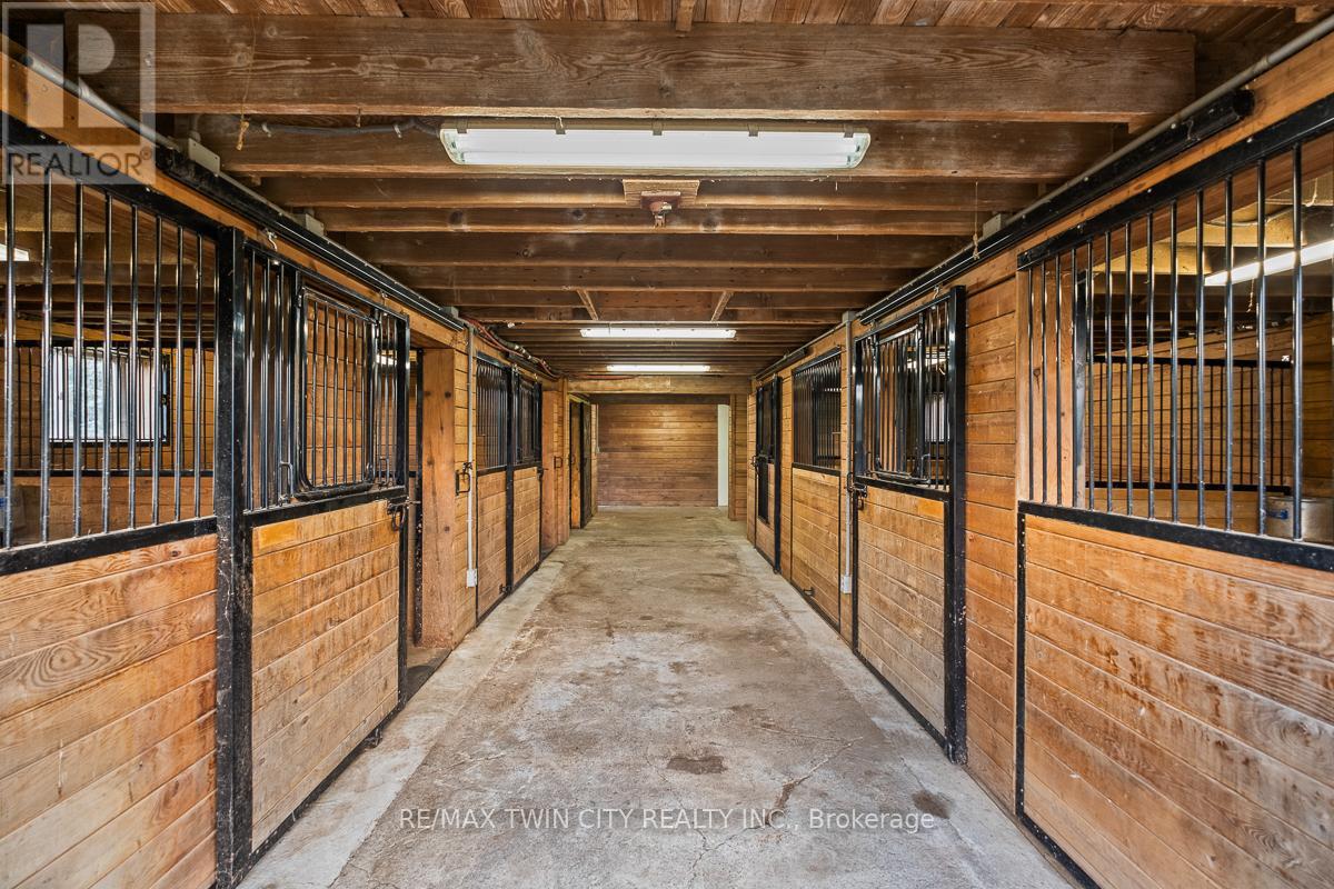 1532 6th Concession Road W, Hamilton, Ontario  N0B 1L0 - Photo 15 - X12384336