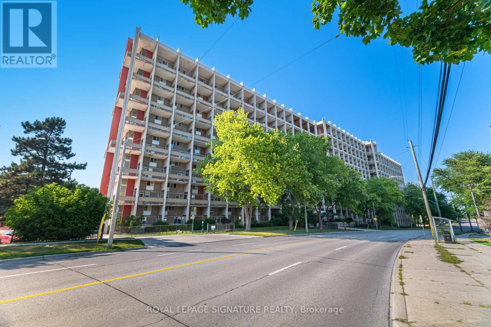 447 - 350 Quigley Road, Hamilton, Ontario  L8K 5N2 - Photo 43 - X12384361