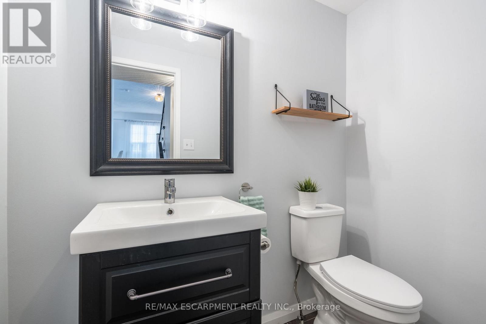 141 Voyager Pass, Hamilton, Ontario  L0R 1C0 - Photo 17 - X12384382