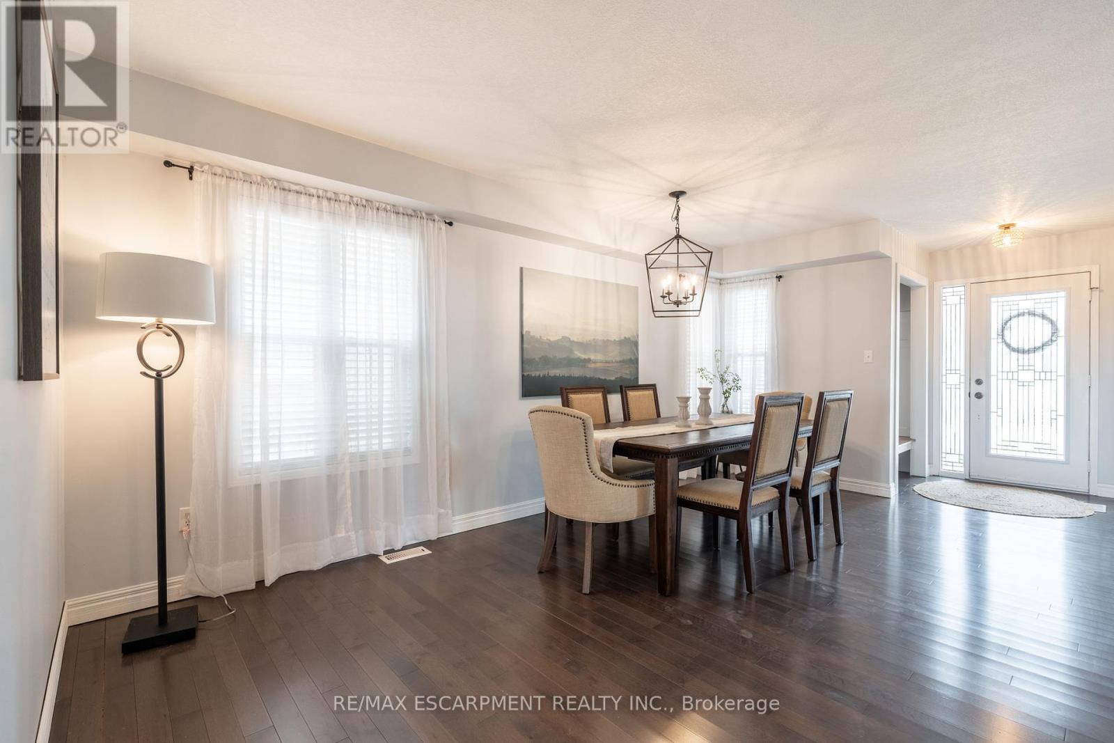 141 Voyager Pass, Hamilton, Ontario  L0R 1C0 - Photo 7 - X12384382