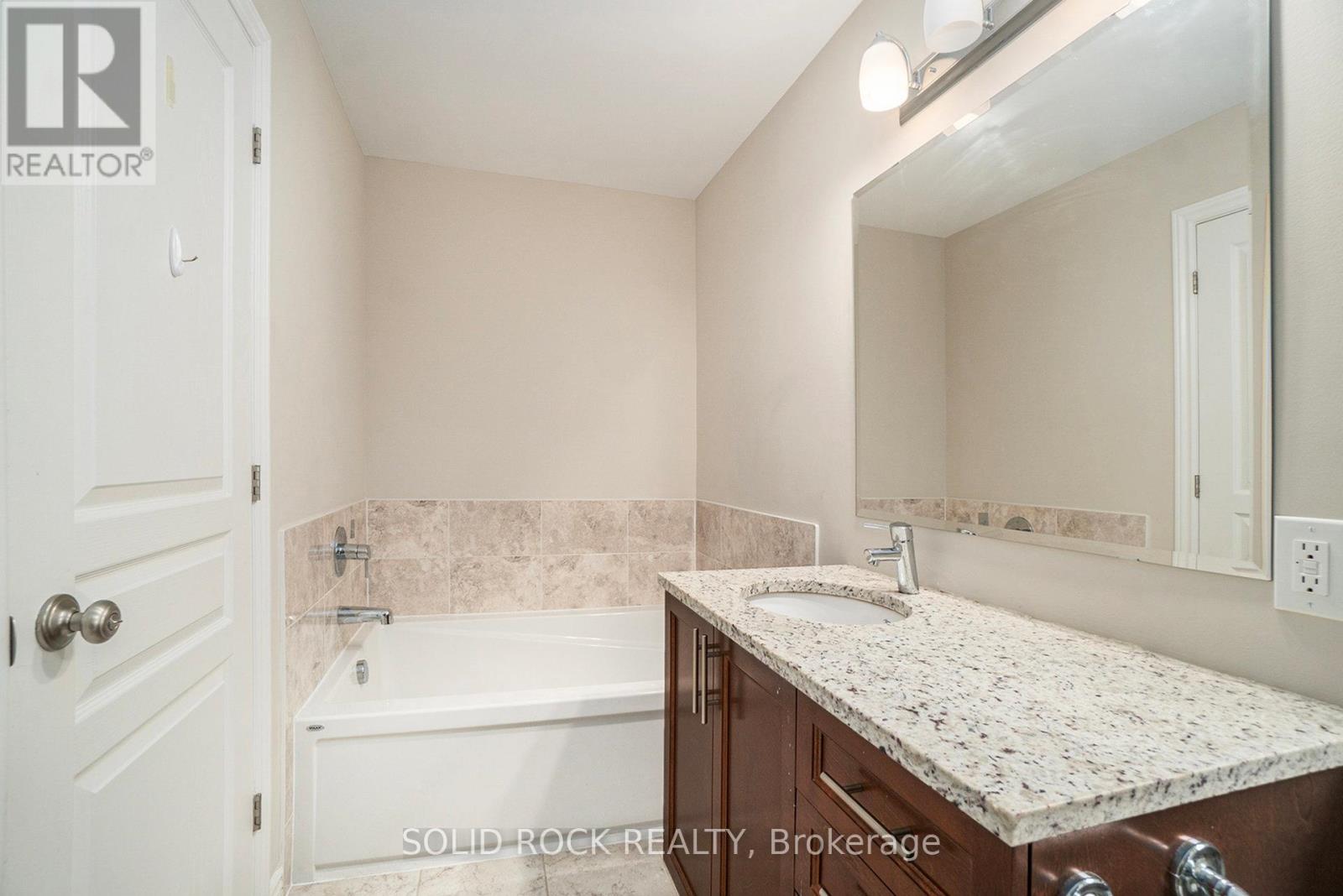 260 Dolce Crescent, Ottawa, Ontario  K4M 0E2 - Photo 16 - X12384434