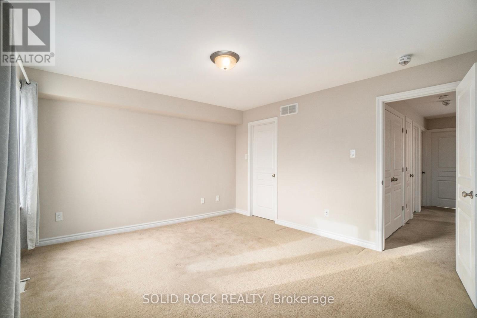 260 Dolce Crescent, Ottawa, Ontario  K4M 0E2 - Photo 12 - X12384434