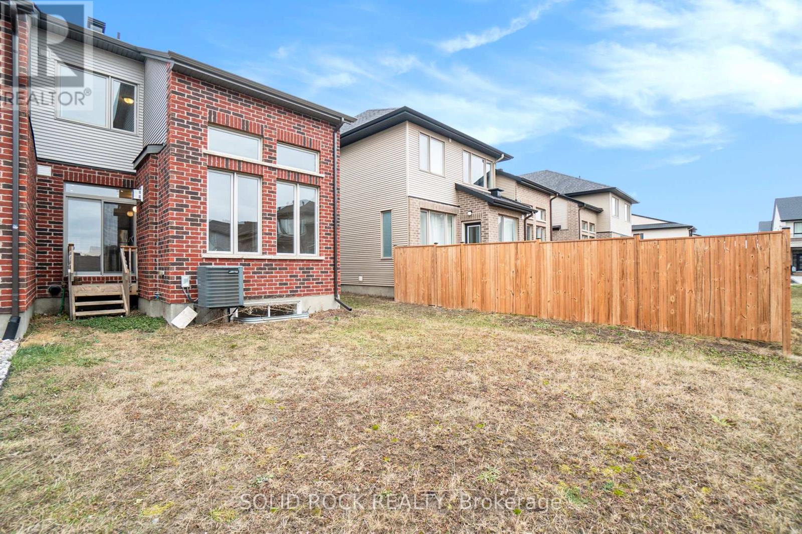 260 Dolce Crescent, Ottawa, Ontario  K4M 0E2 - Photo 24 - X12384434