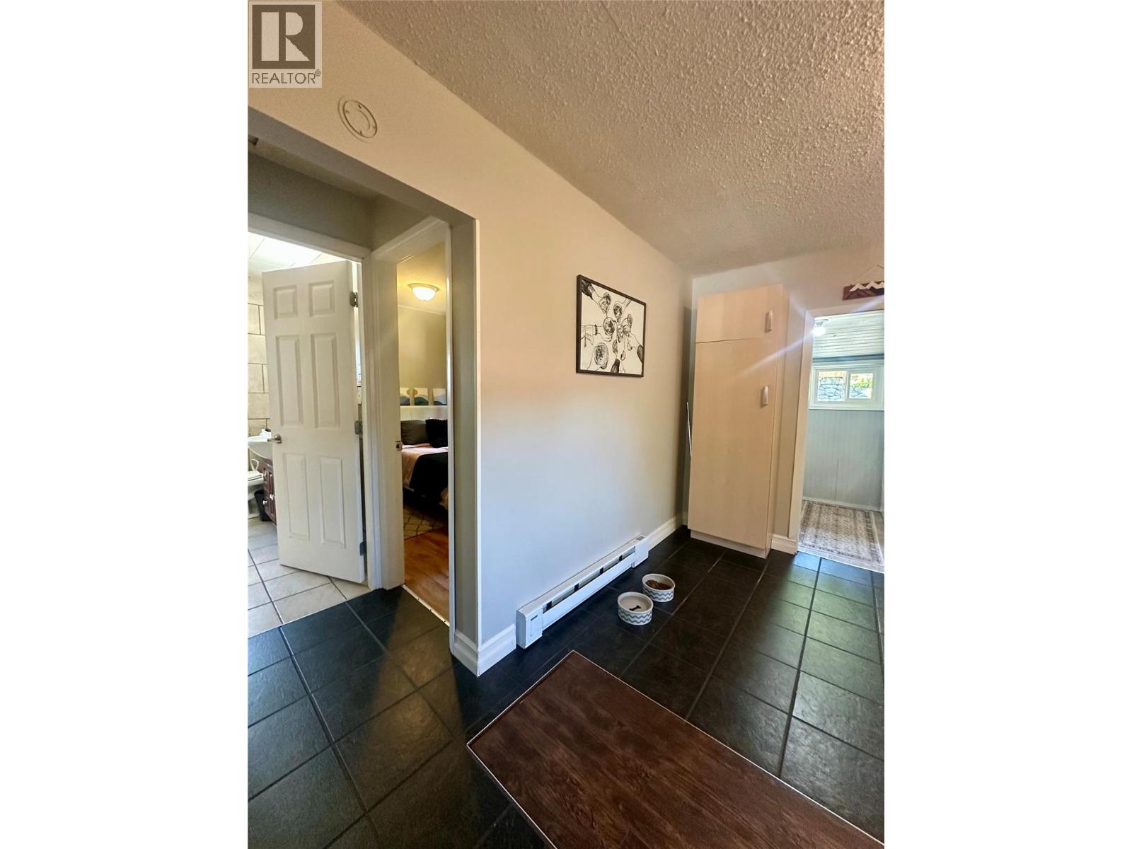 2006 Daniel Street, Trail, British Columbia  V1R 4G9 - Photo 17 - 10361878