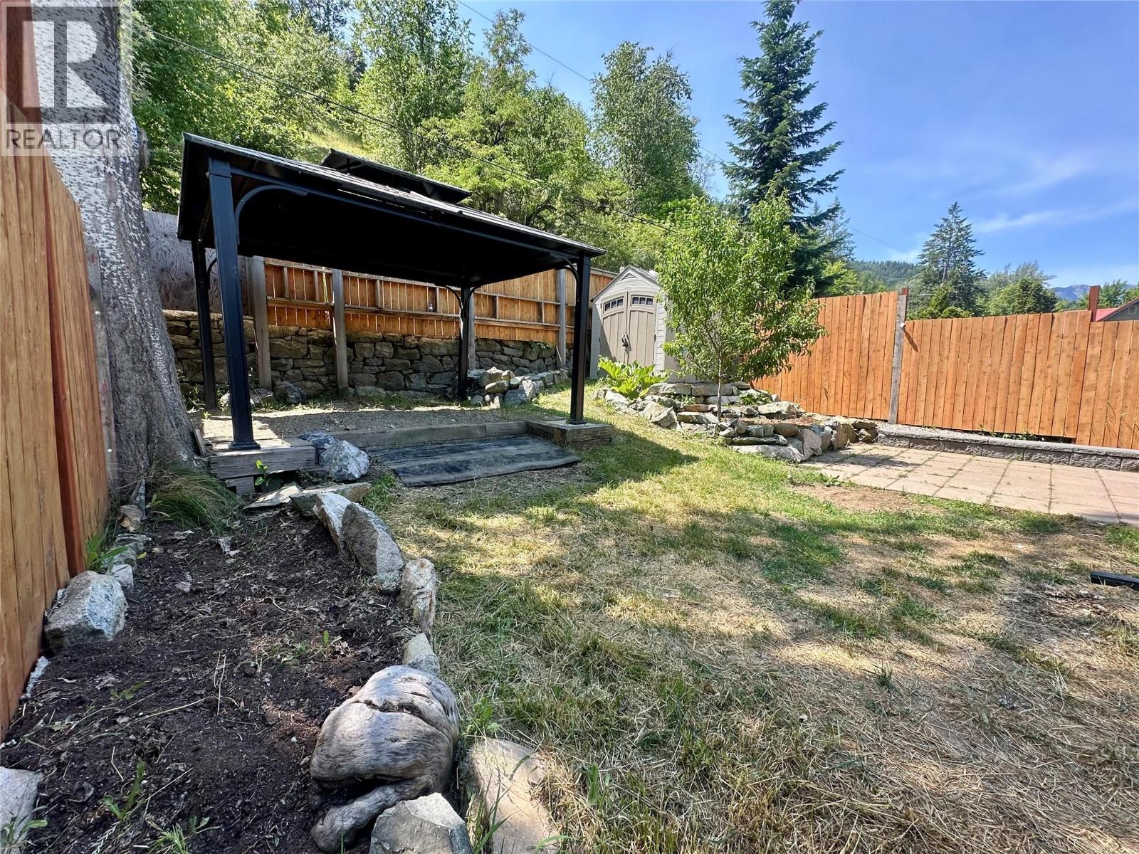 2006 Daniel Street, Trail, British Columbia  V1R 4G9 - Photo 22 - 10361878