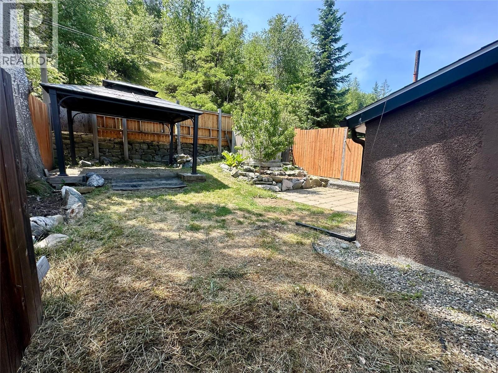 2006 Daniel Street, Trail, British Columbia  V1R 4G9 - Photo 26 - 10361878