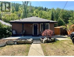 2006 DANIEL Street, trail, British Columbia