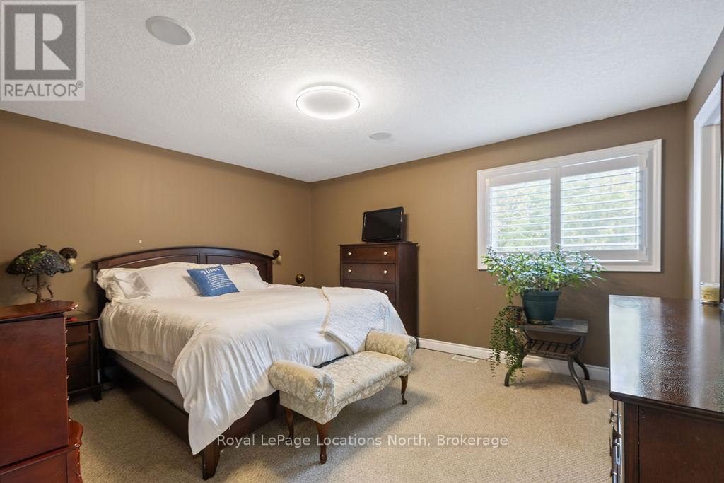 115 Chamberlain Crescent, Collingwood, Ontario  L9Y 0E6 - Photo 13 - S12384634