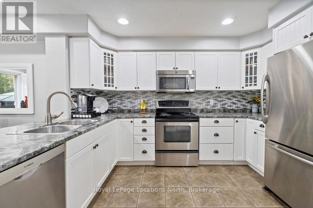 115 Chamberlain Crescent, Collingwood, Ontario  L9Y 0E6 - Photo 8 - S12384634