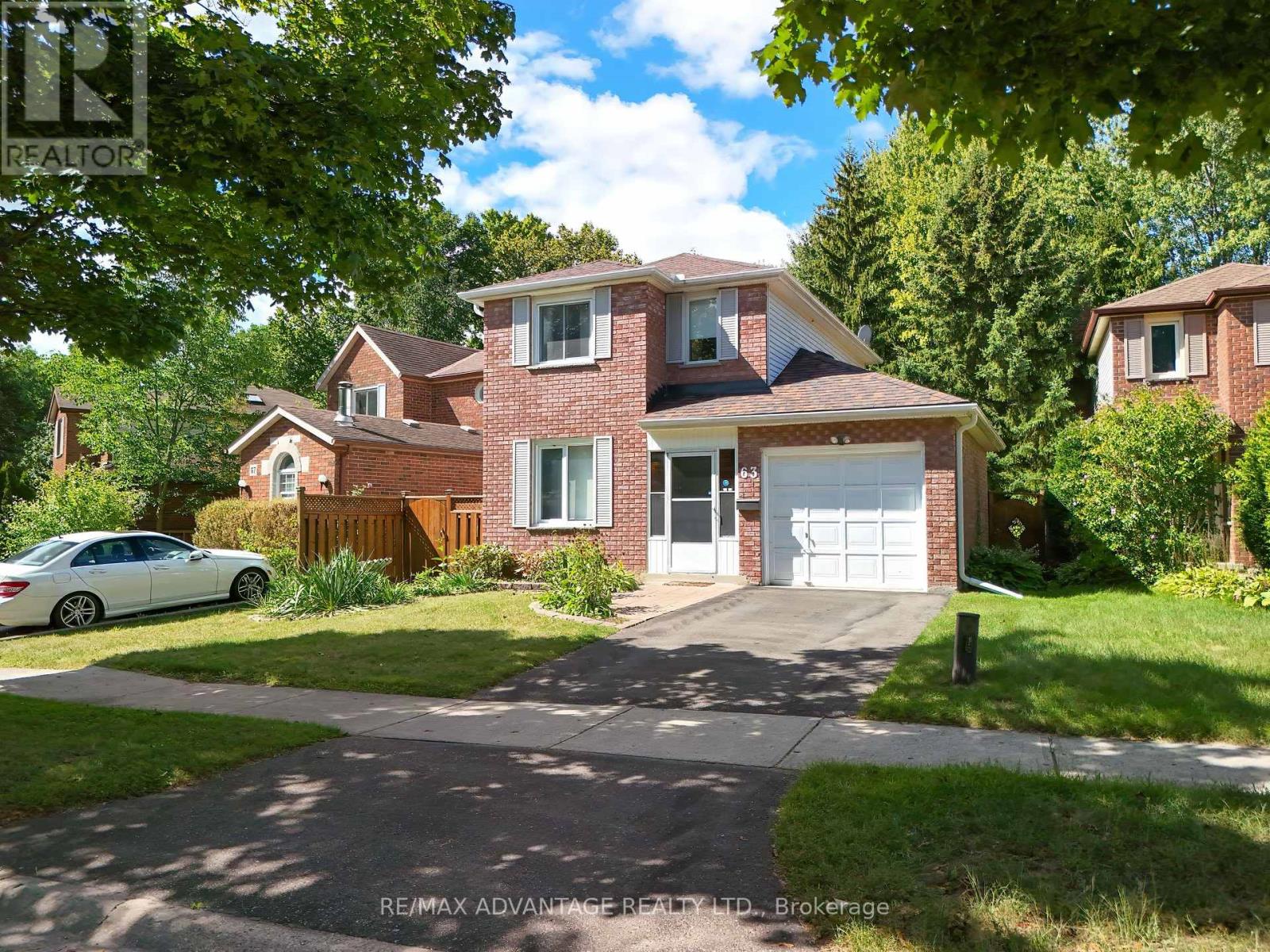 63 Walmer Gardens, London North, Ontario  N6G 4H5 - Photo 2 - X12384559