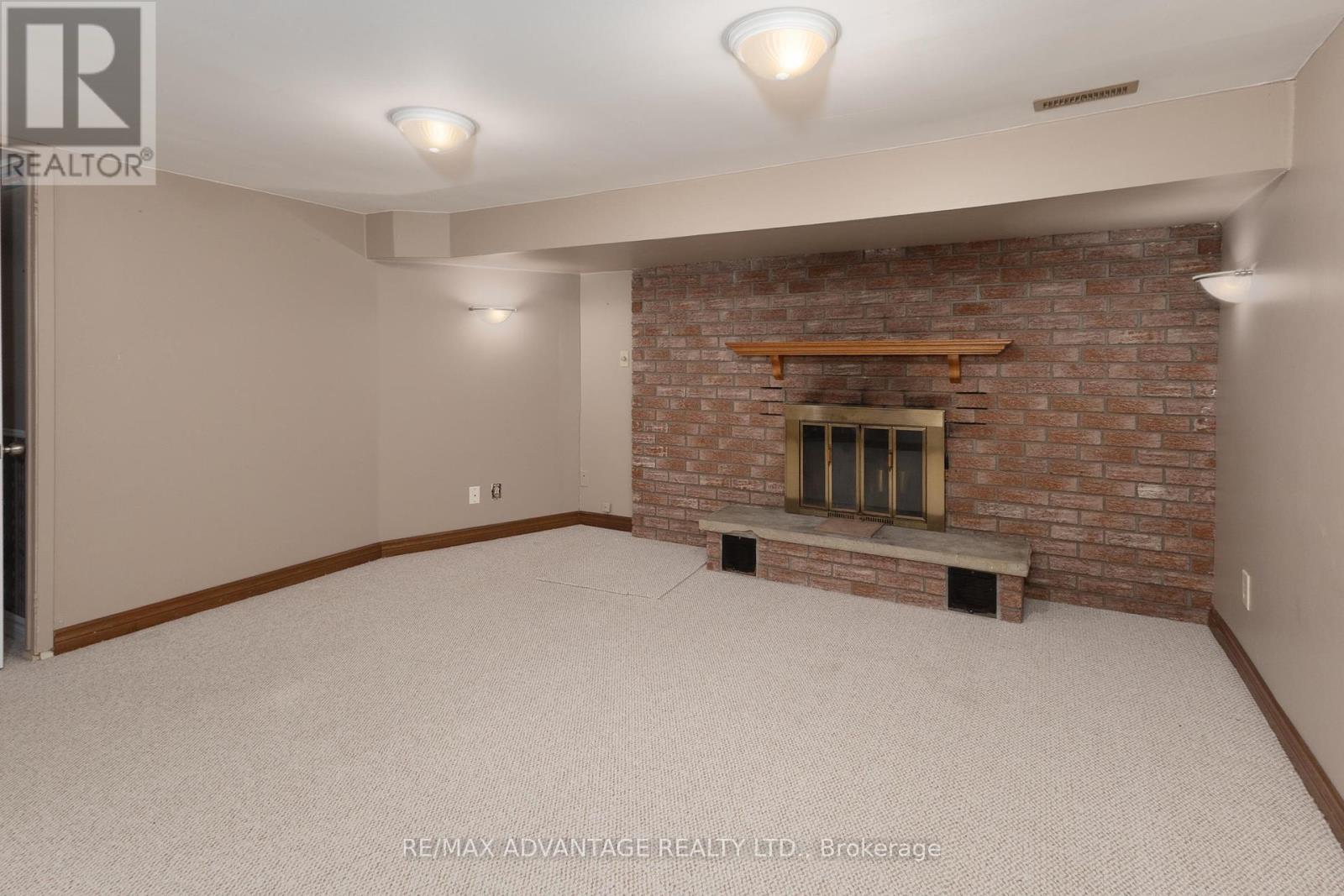63 Walmer Gardens, London North, Ontario  N6G 4H5 - Photo 28 - X12384559
