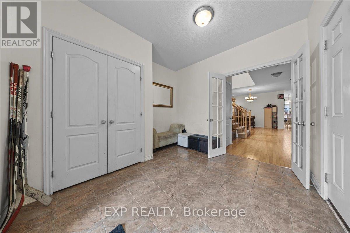 Property at 121 DAGLAN CRESCENT image 3