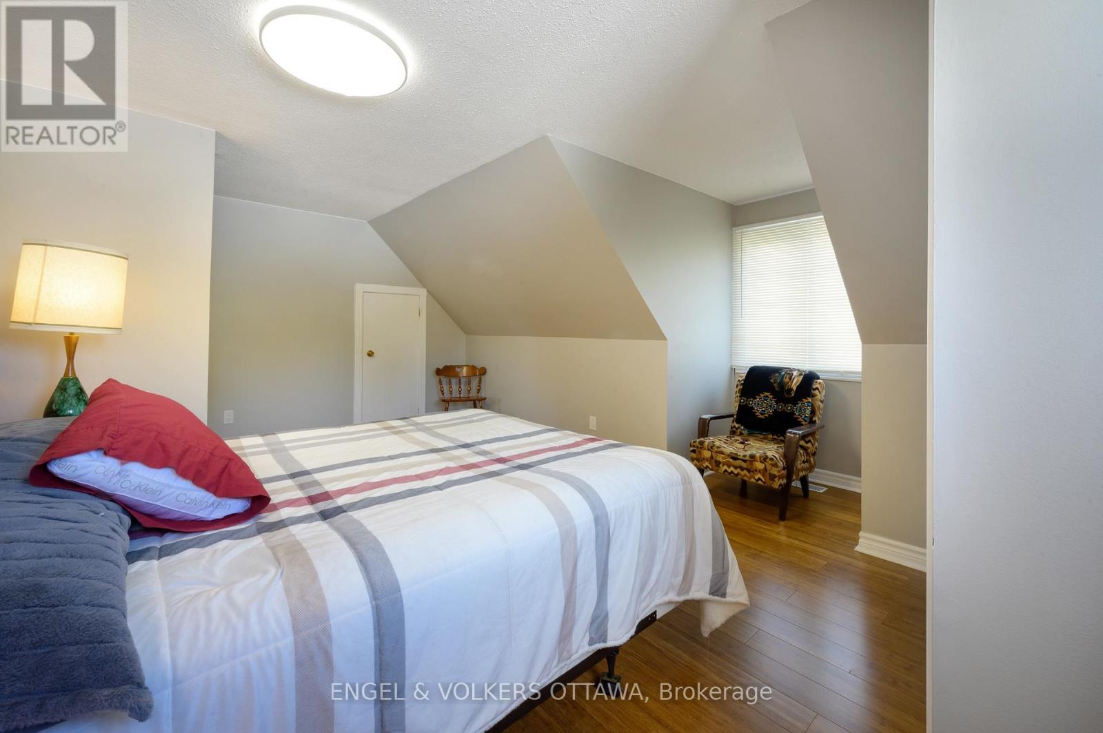 6258 Richmond Road, Ottawa, Ontario  K0A 2Z0 - Photo 23 - X12384647