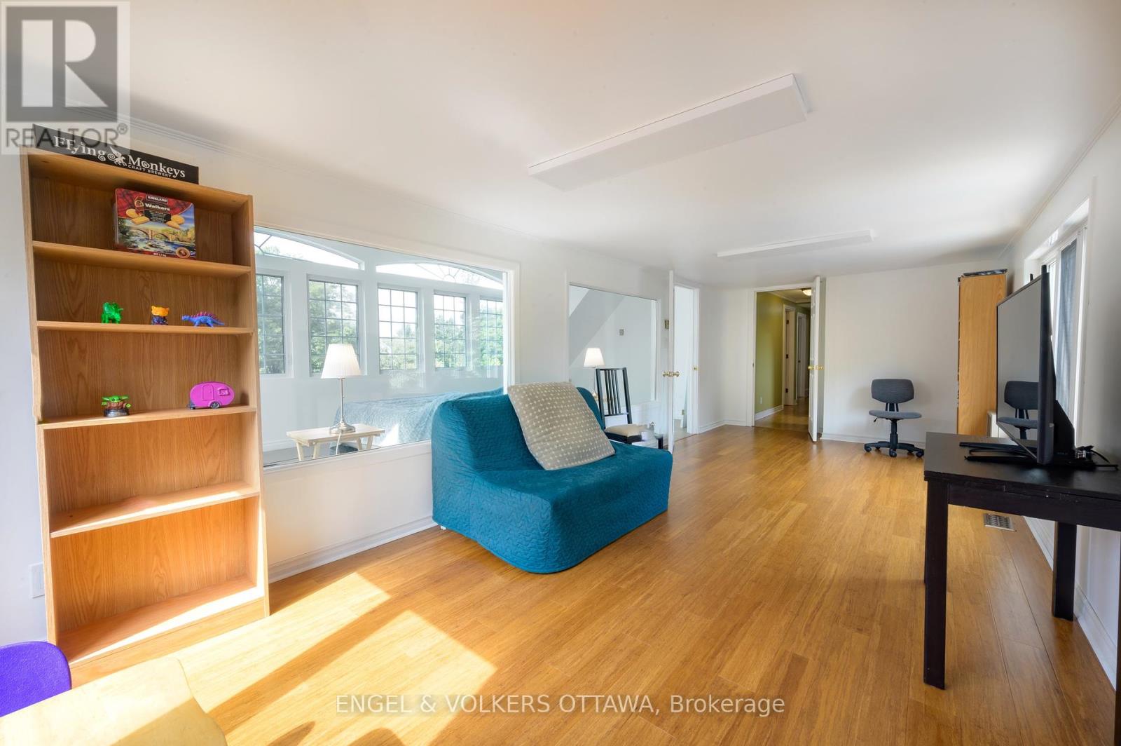 6258 Richmond Road, Ottawa, Ontario  K0A 2Z0 - Photo 32 - X12384647