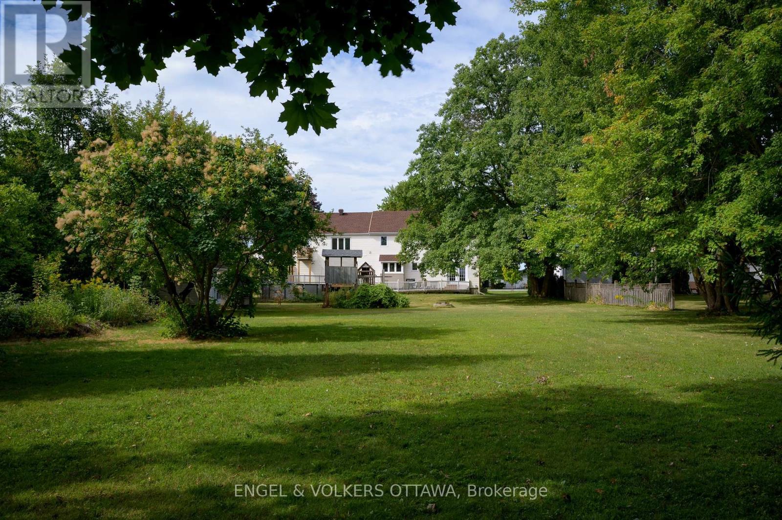 6258 Richmond Road, Ottawa, Ontario  K0A 2Z0 - Photo 45 - X12384647