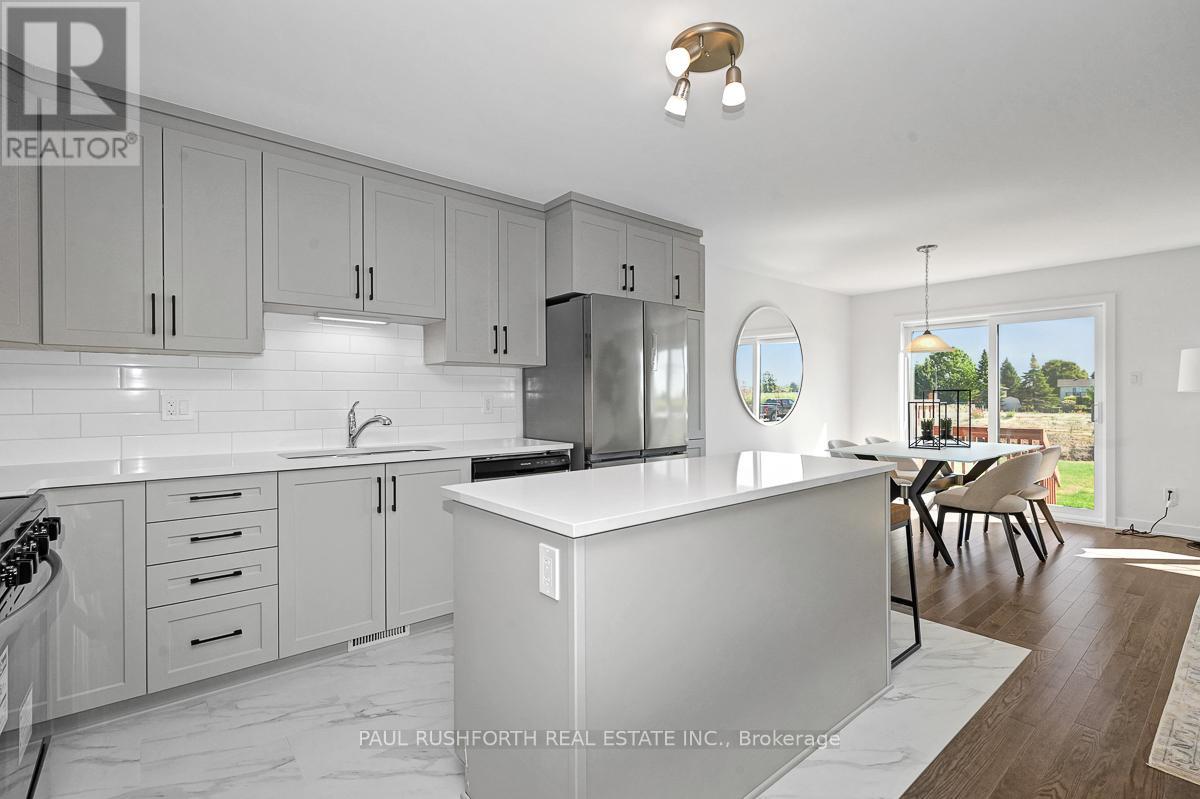 217 Peacock Drive, Russell, Ontario  K4R 0A1 - Photo 13 - X12384671