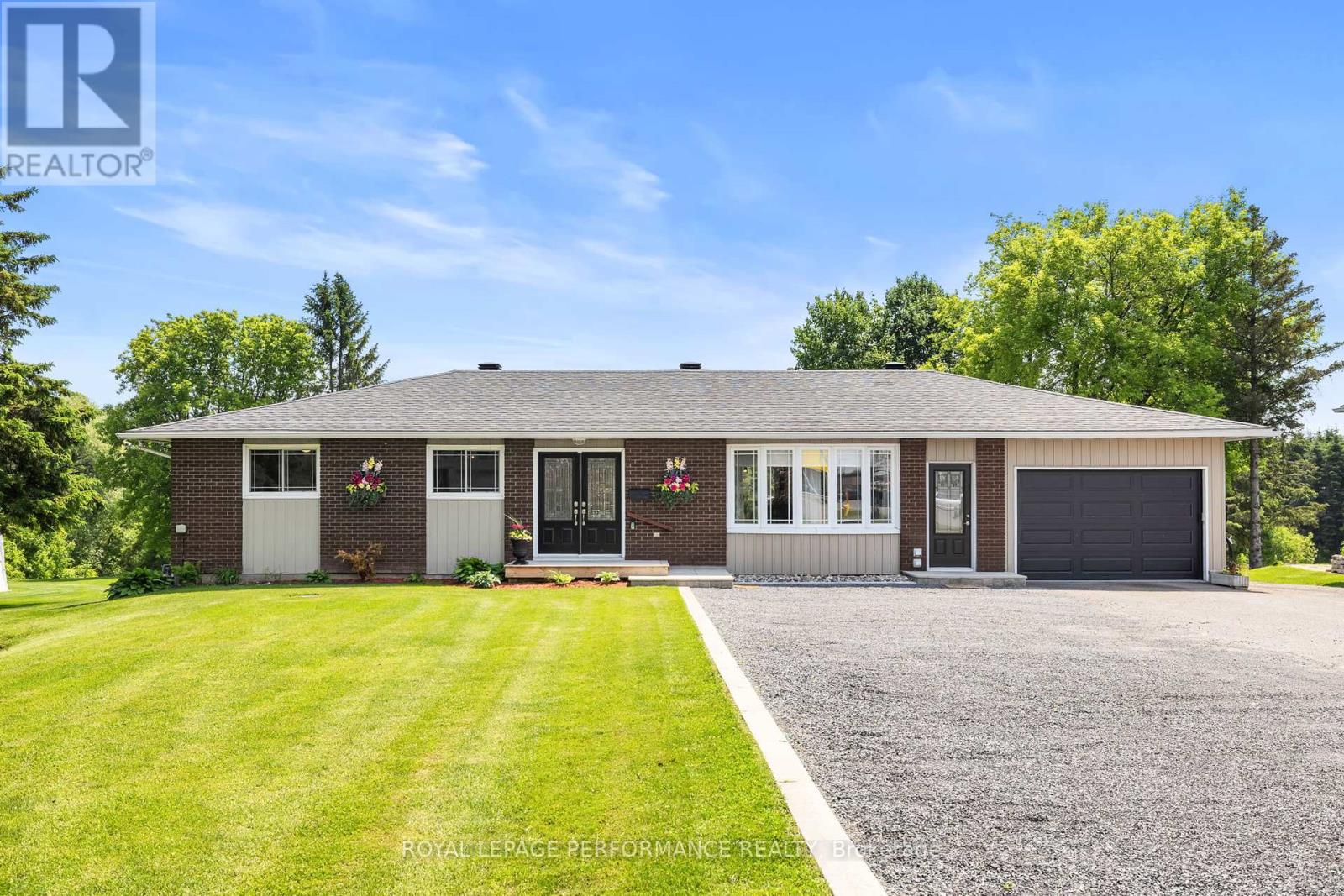 Property at 782 NOTRE DAME STREET image 1