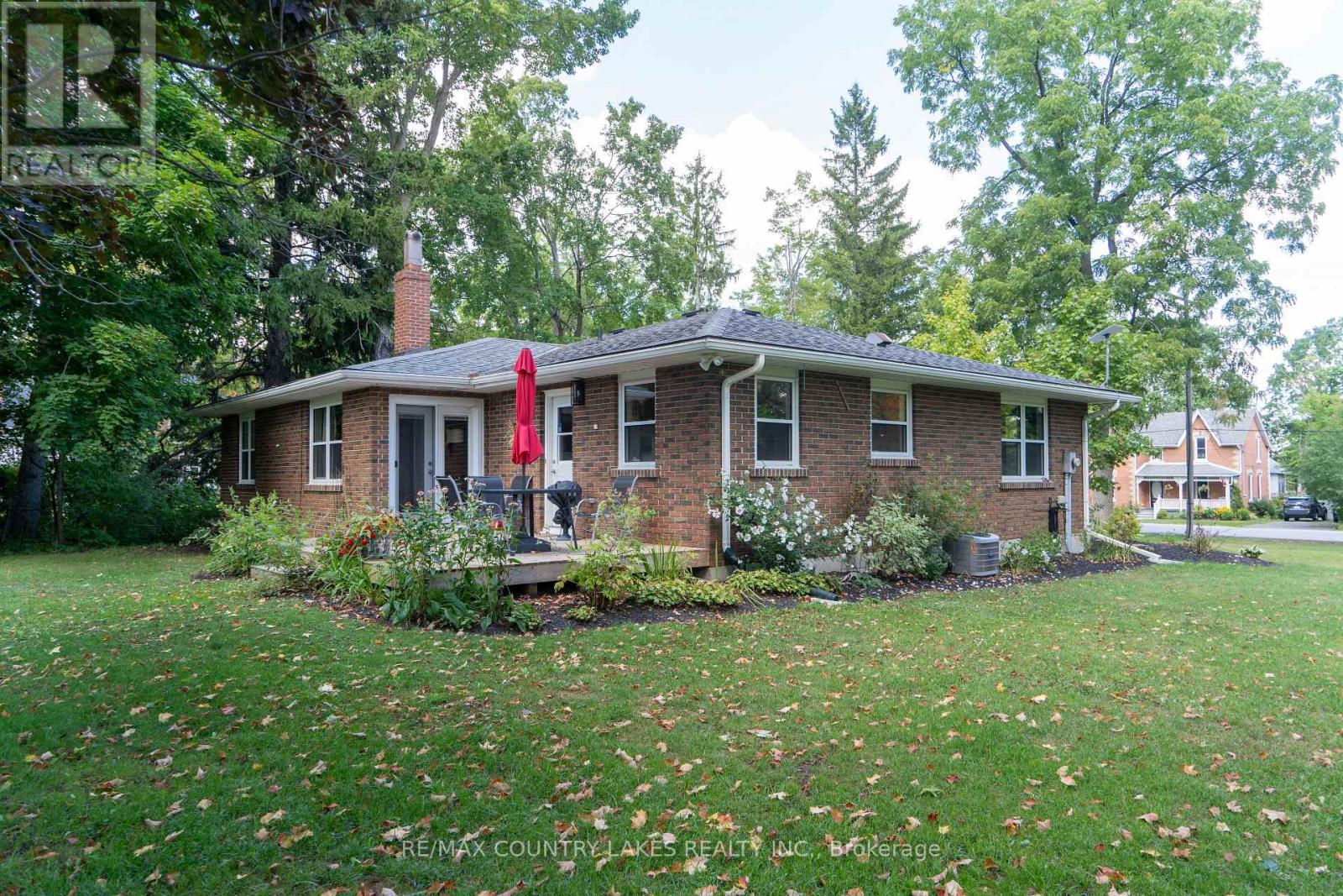 94 Laidlaw Street N, Brock, Ontario  L0E 1E0 - Photo 22 - N12384504