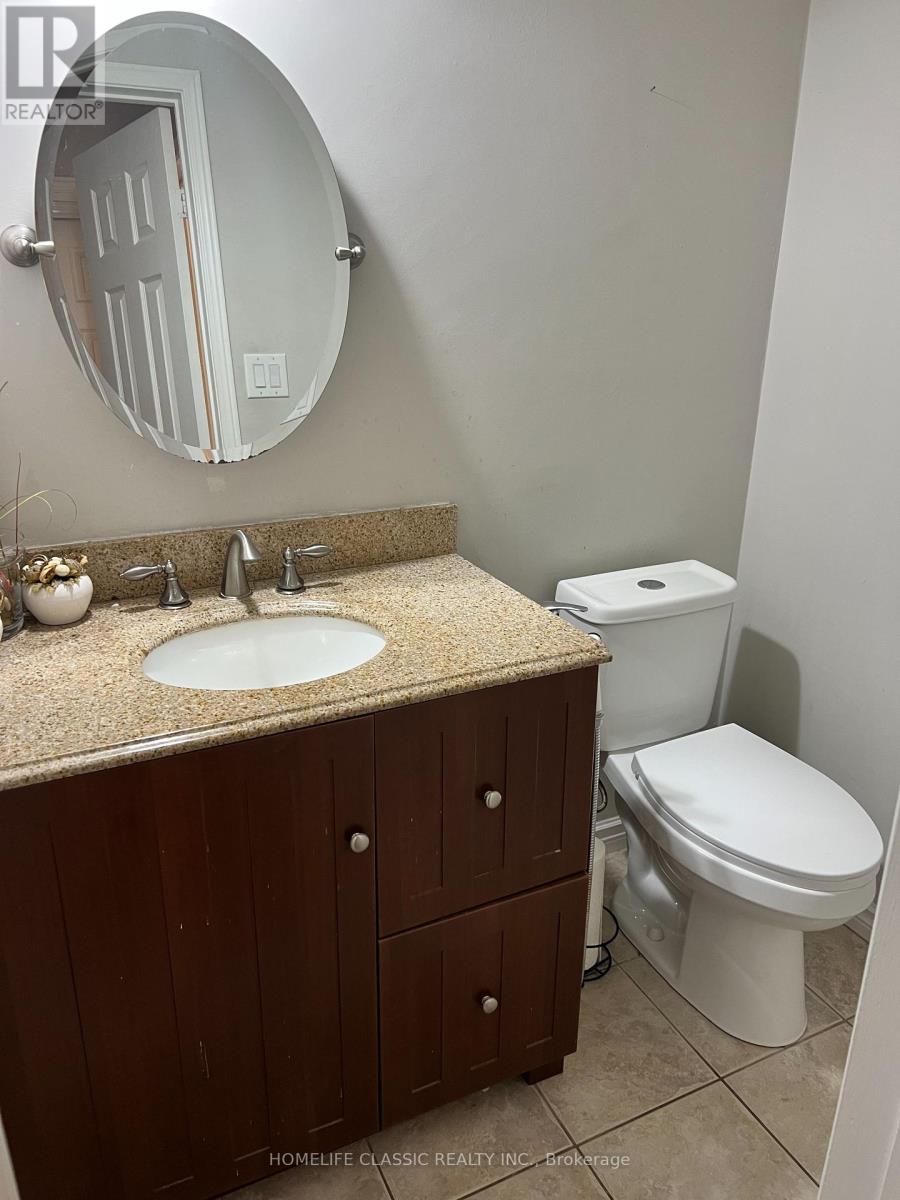 (Main Floor) - 972 Krista Court, Newmarket, Ontario  L3Y 7E8 - Photo 11 - N12384507