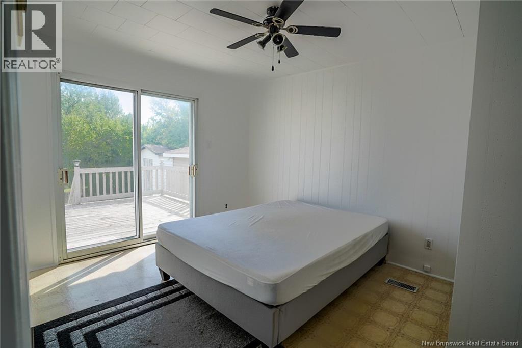 629 Rue Principale, Beresford, New Brunswick  E8K 1X6 - Photo 19 - NB125951