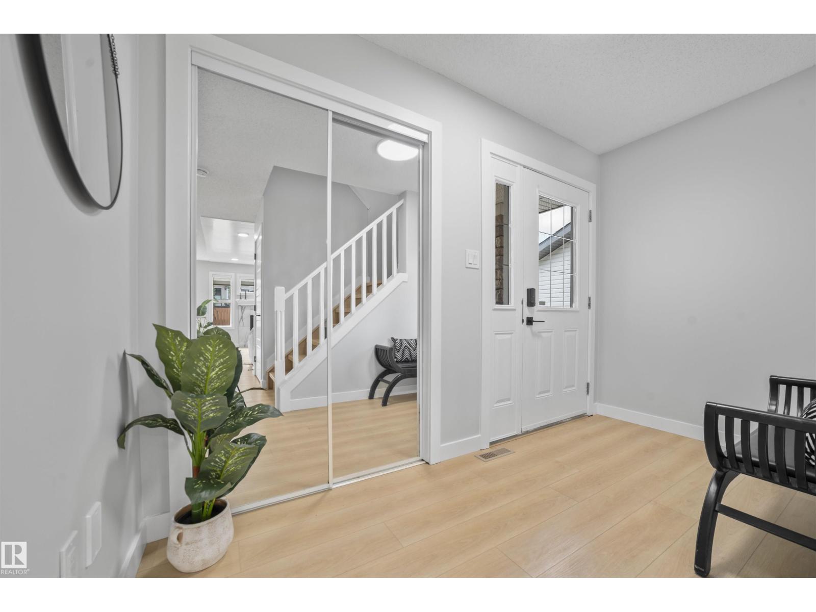 7519 170 Av Nw, Edmonton, Alberta  T5Z 0B2 - Photo 4 - E4456355