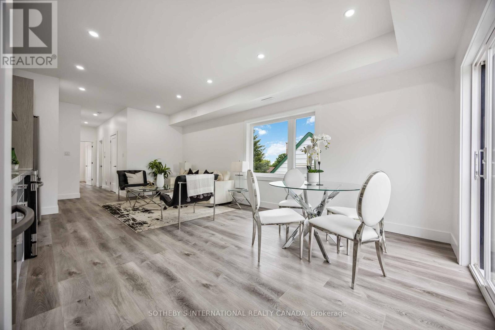 1925 Lawrence Avenue W, Toronto (Weston), Ontario  M9N 1G8 - Photo 8 - W12384472